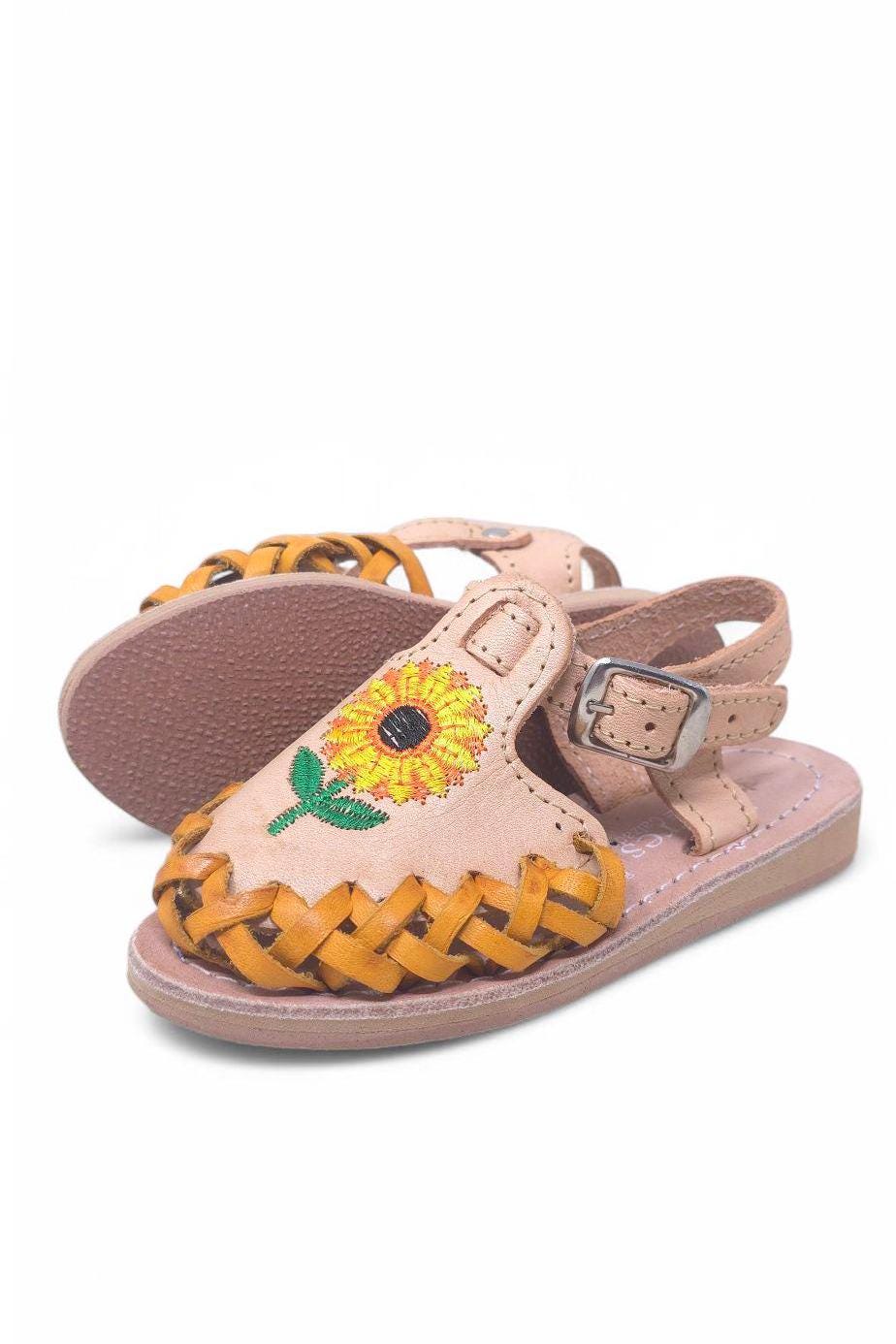 Baby and girls' huaraches with embroidered sunflowers – Handmade leather sandals with buckle closure, comfortable and cool
