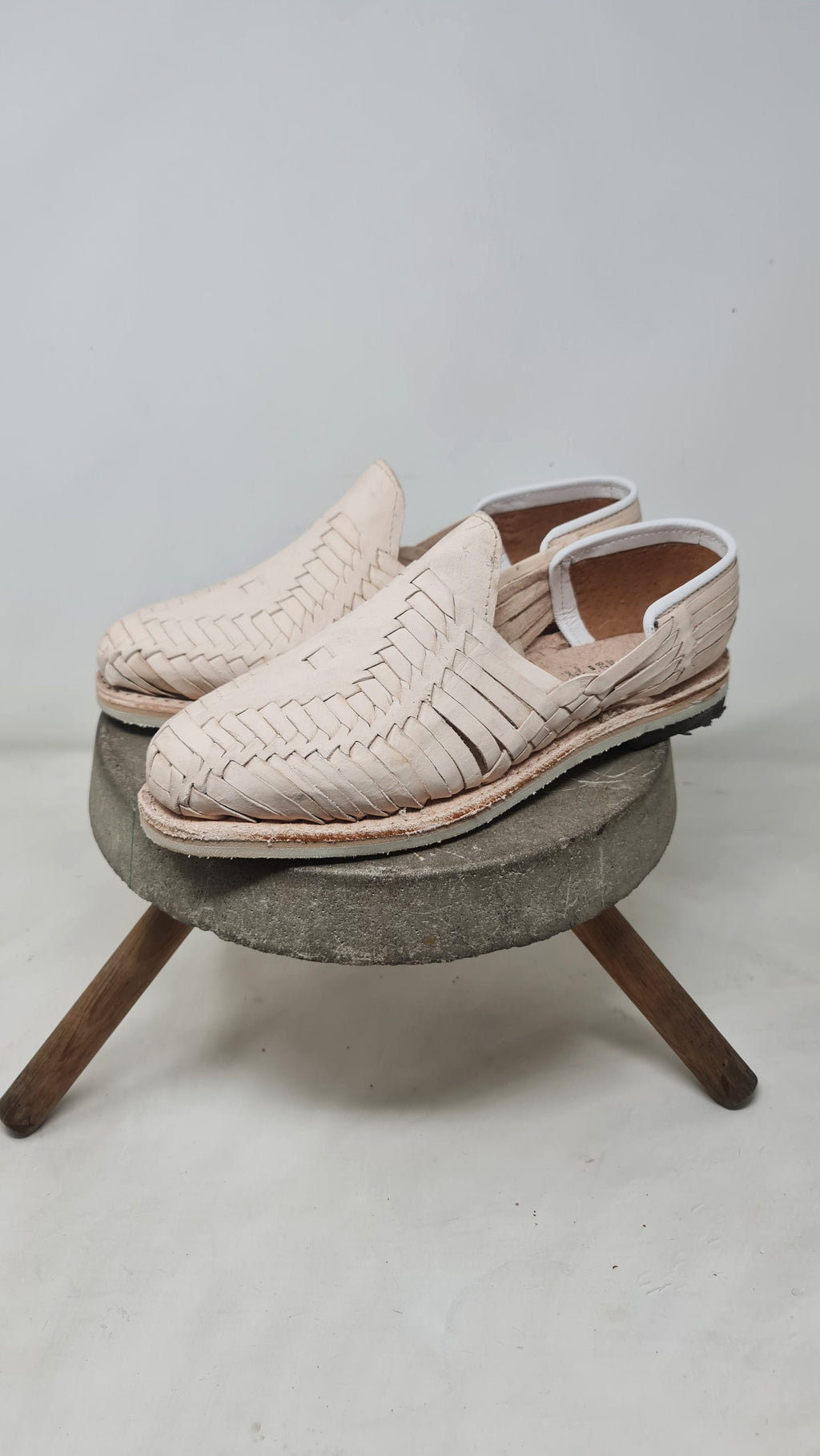 Men's Mexican Huaraches, Natural, Rubber Sole, Closed Toe Style - Made in Mexico and Shipped Directly