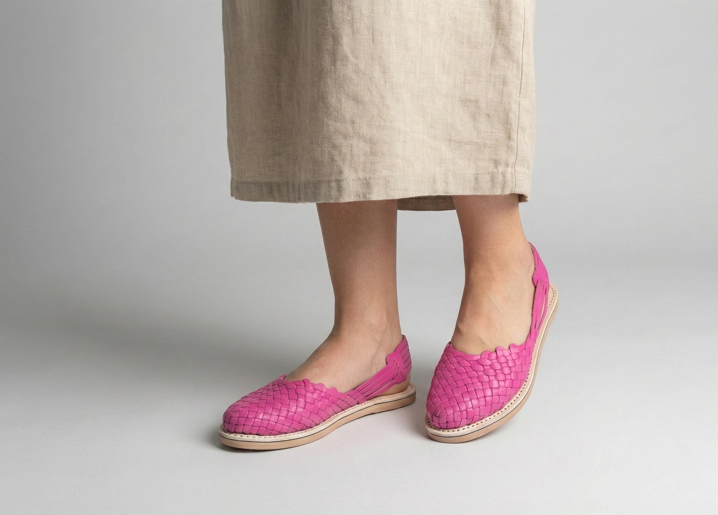 Mexican Huaraches for women in hot pink - Handmade leather sandals - Comfortable and cool footwear - Made in Mexico