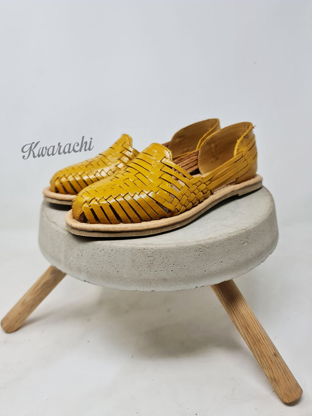 Huaraches mexicanos para mujer color mostaza, hurache shoe for woman