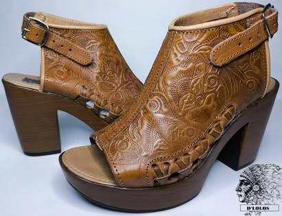 Women's boot huaraches | brown engraved leather ankle boot | lightweight platform heel | handmade in Mexico