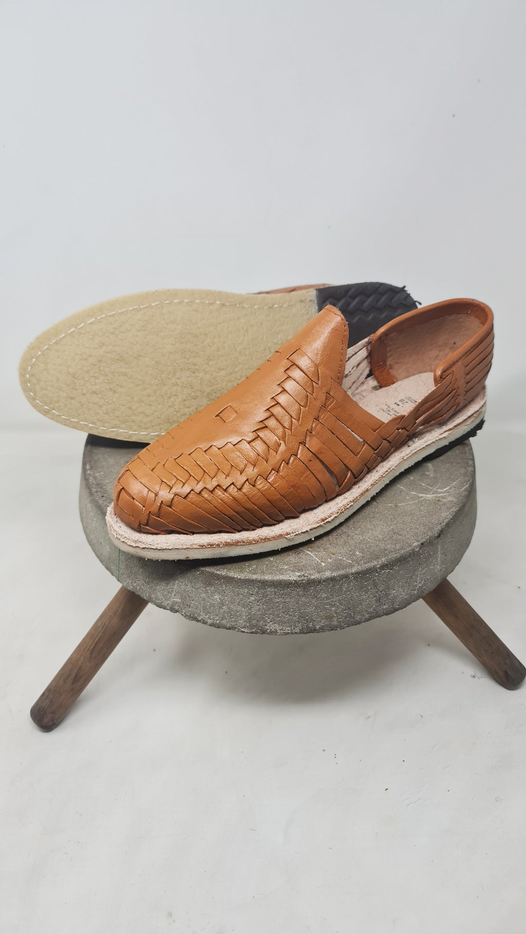 Men's Mexican Huaraches, Soft Leather "Tan", Rubber Sole, Closed Toe Style - Handmade and Authentic, Ships Directly from Mexico