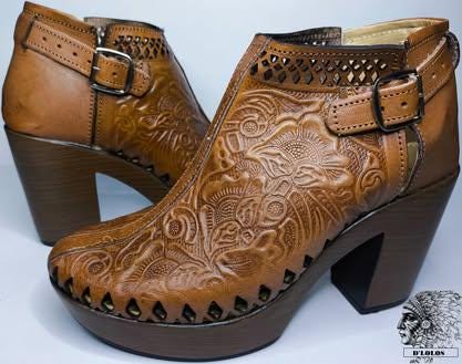 Women's boot huaraches | brown engraved leather ankle boot | lightweight platform heel | handmade in Mexico