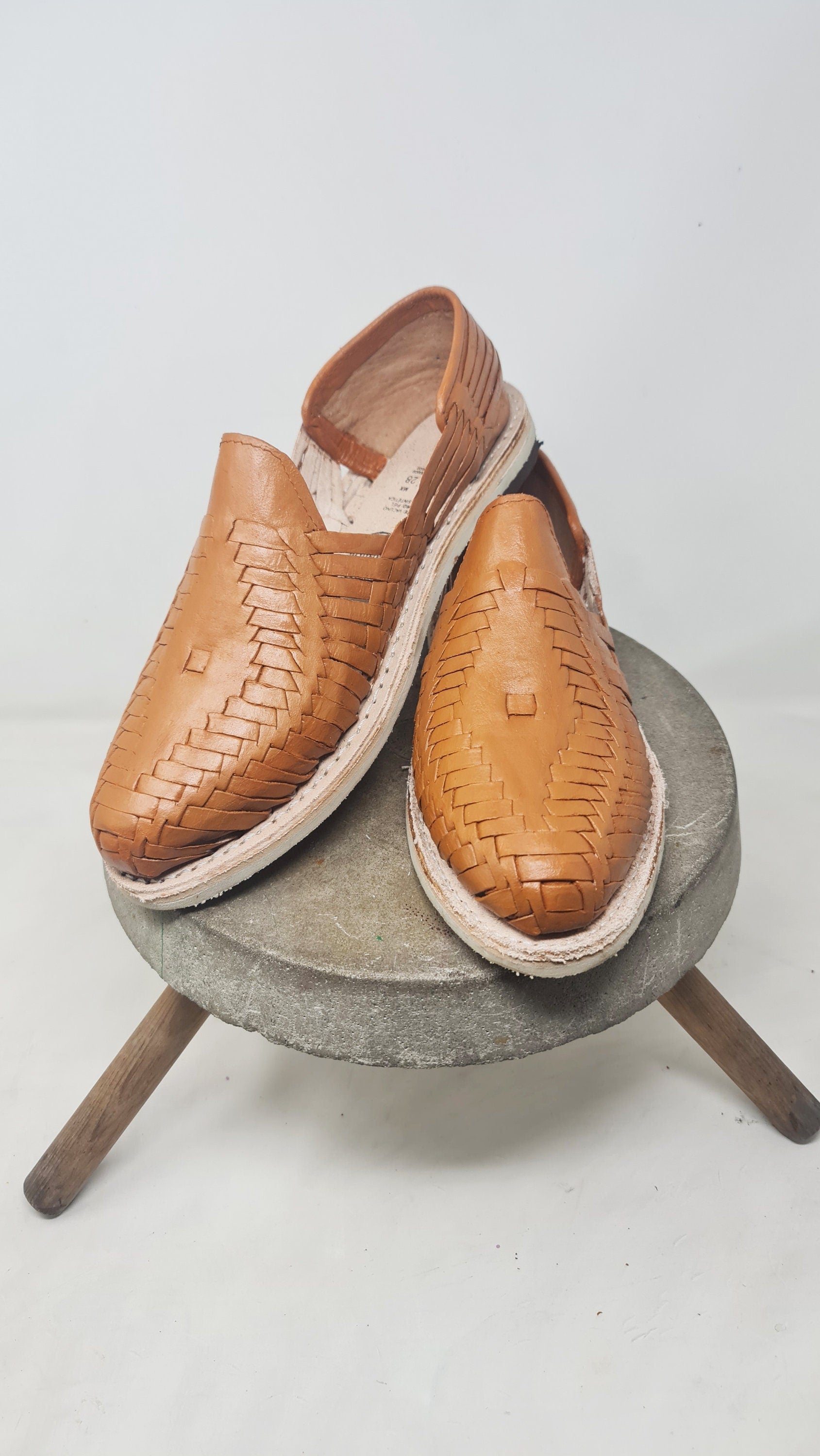 Men's Mexican Huaraches, Soft Leather "Tan", Rubber Sole, Closed Toe Style - Handmade and Authentic, Ships Directly from Mexico