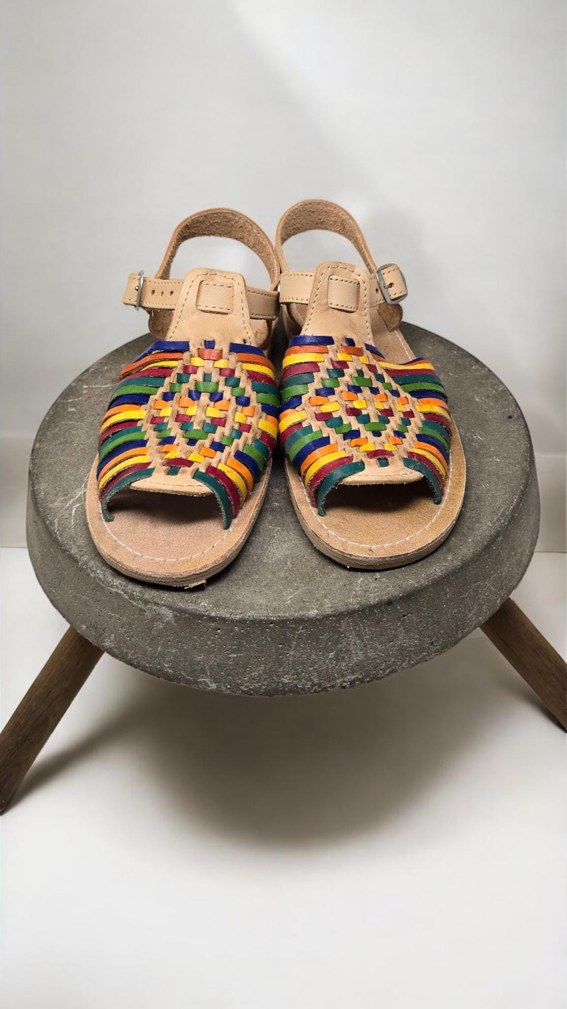 Huaraches Artesanales para Mujer - Sandalias Mexicanas en Color Miel o Multicolor