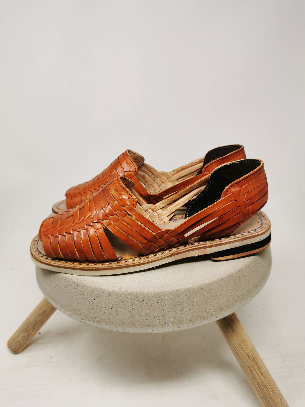 Women's open-toe shedron huaraches: you'll look amazing this summer!