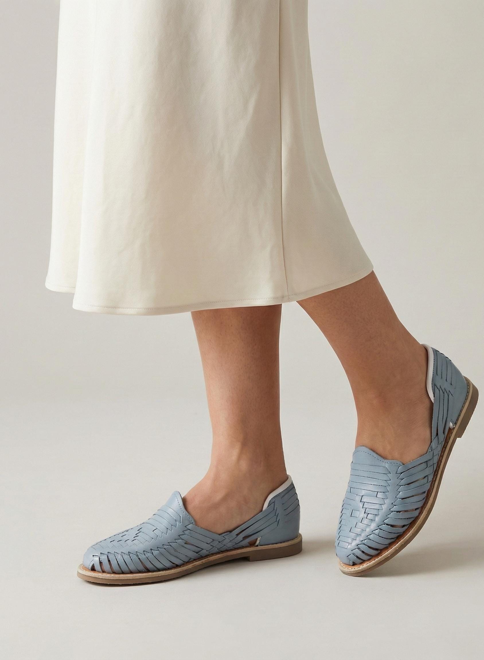 Exclusive Mexican Huaraches for Women in Light Grey, Closed Toe - Authentic, Fresh and Comfortable - Shipped Directly from Mexico
