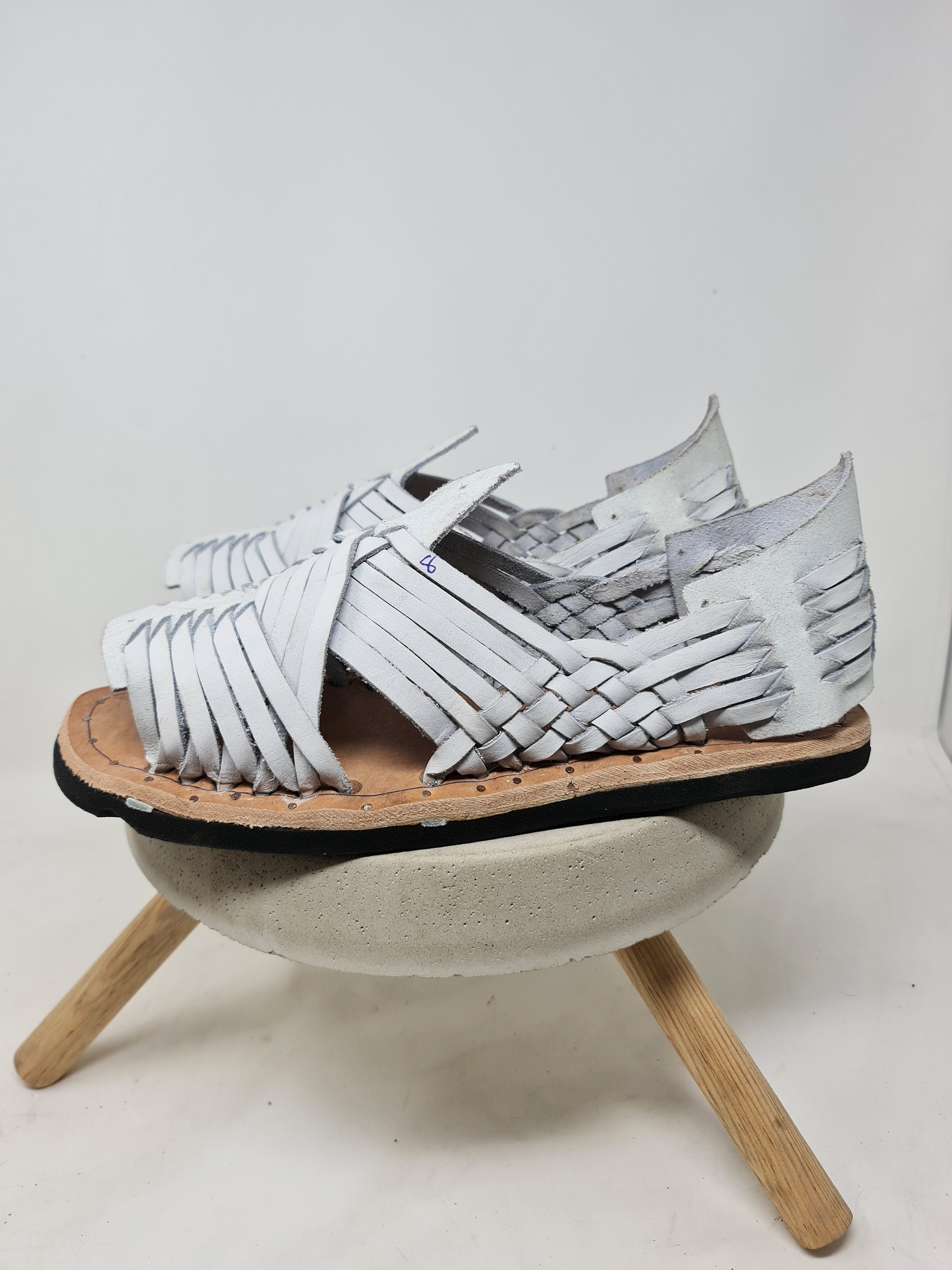 Men's white-strap Mexican huaraches