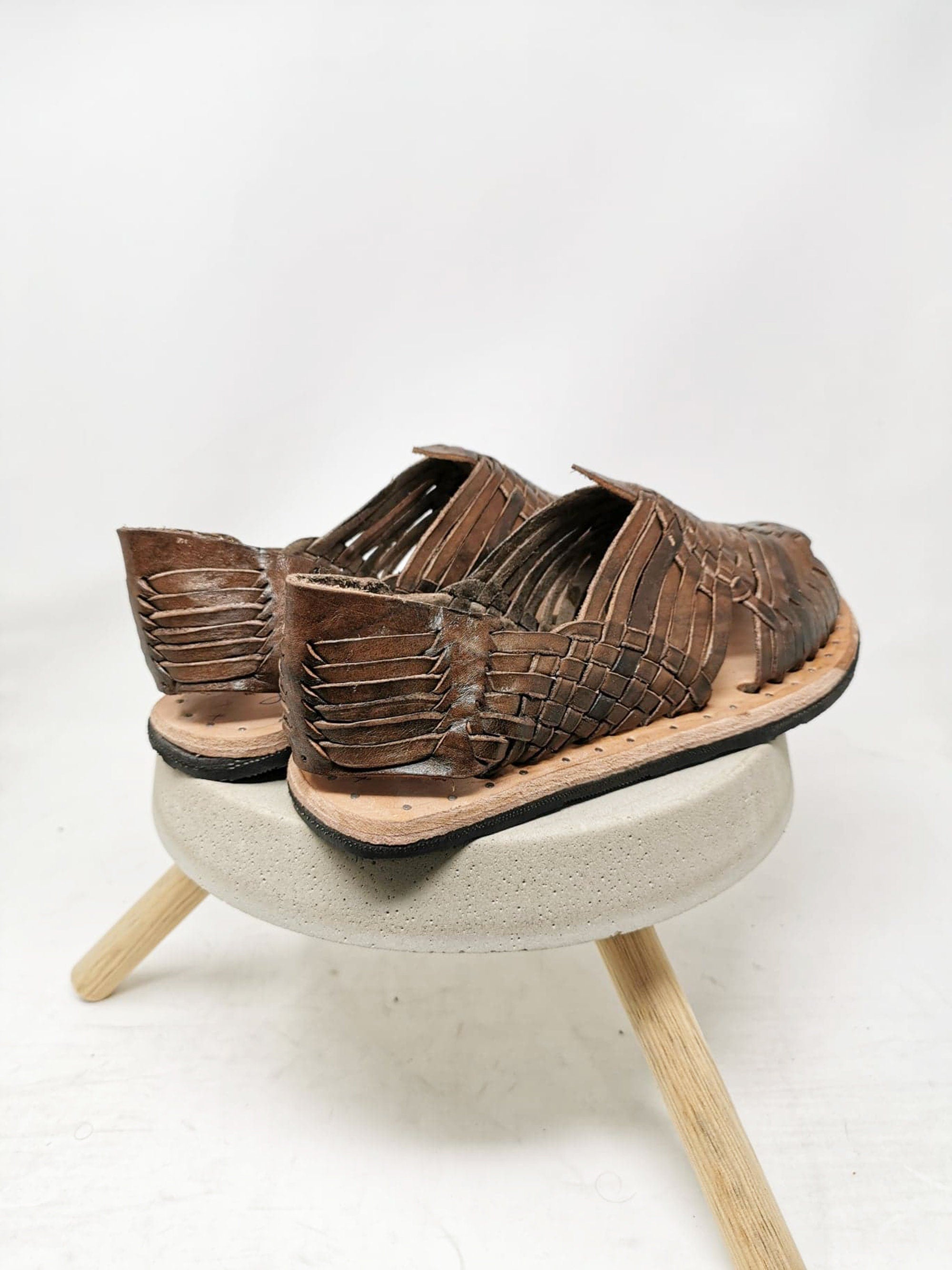 Men's Huaraches Mexican sandals. 100% leather, vintage. Handmade. Handcrafted Pachuco huarache. Handmade