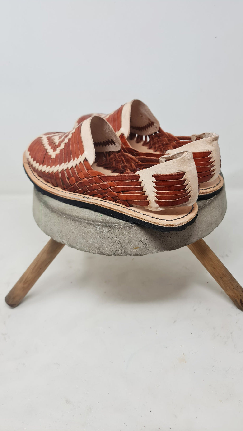 Men's Mexican leather huaraches, handcrafted sandals made in Mexico
