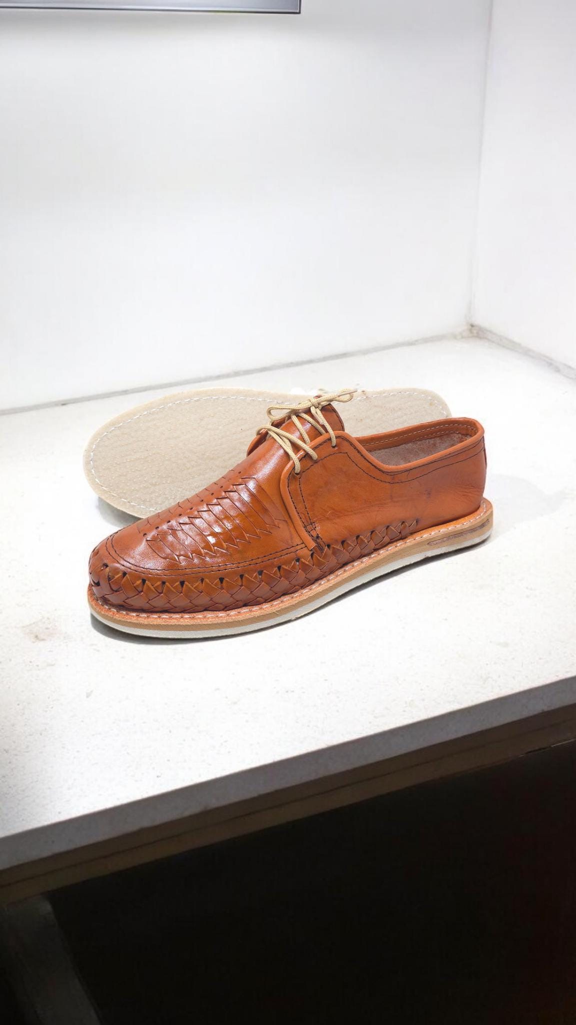 Leather Lace-Up Huaraches | Handmade Mexican Closed-Toe Sandals | Traditional Handmade Men's Shoes