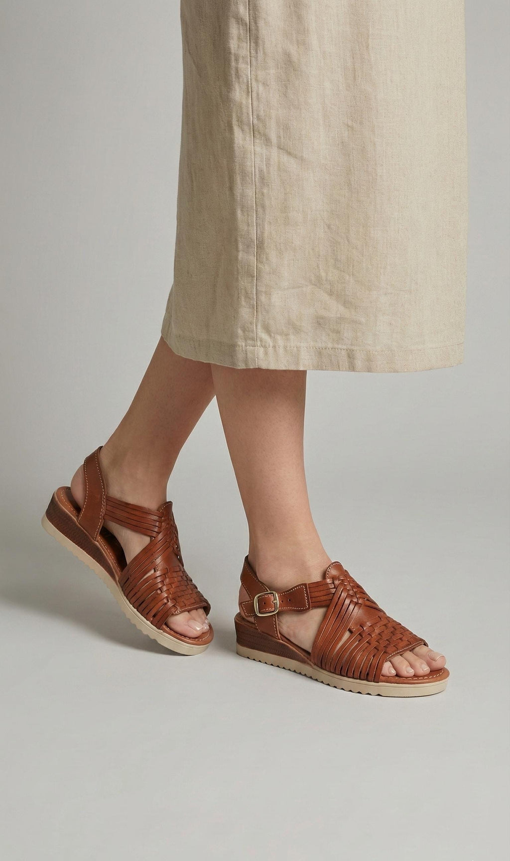 Women's handmade huaraches with lightweight platform - genuine leather, daily comfort