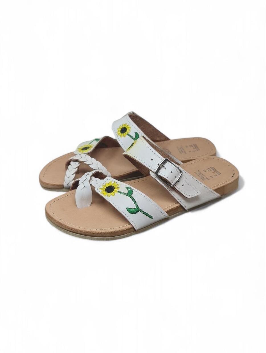 Women's backless huaraches, sole view