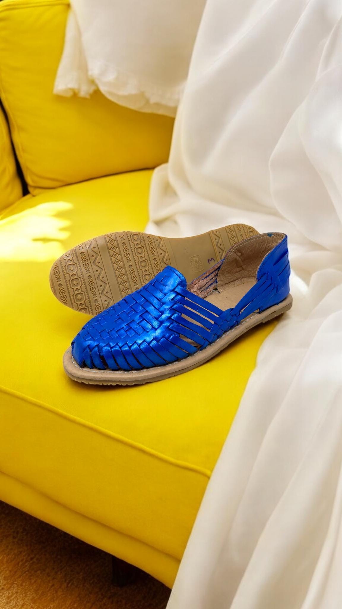 Women's Closed-Toe Metallic Huaraches | Comfortable and Colorful Artisan Footwear