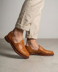 Men's closed-toe huaraches in shedron color - handmade with genuine leather sole