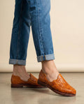 Women's closed Shedron huaraches, handcrafted woven leather, comfortable crepe sole, slip-on, made in Mexico