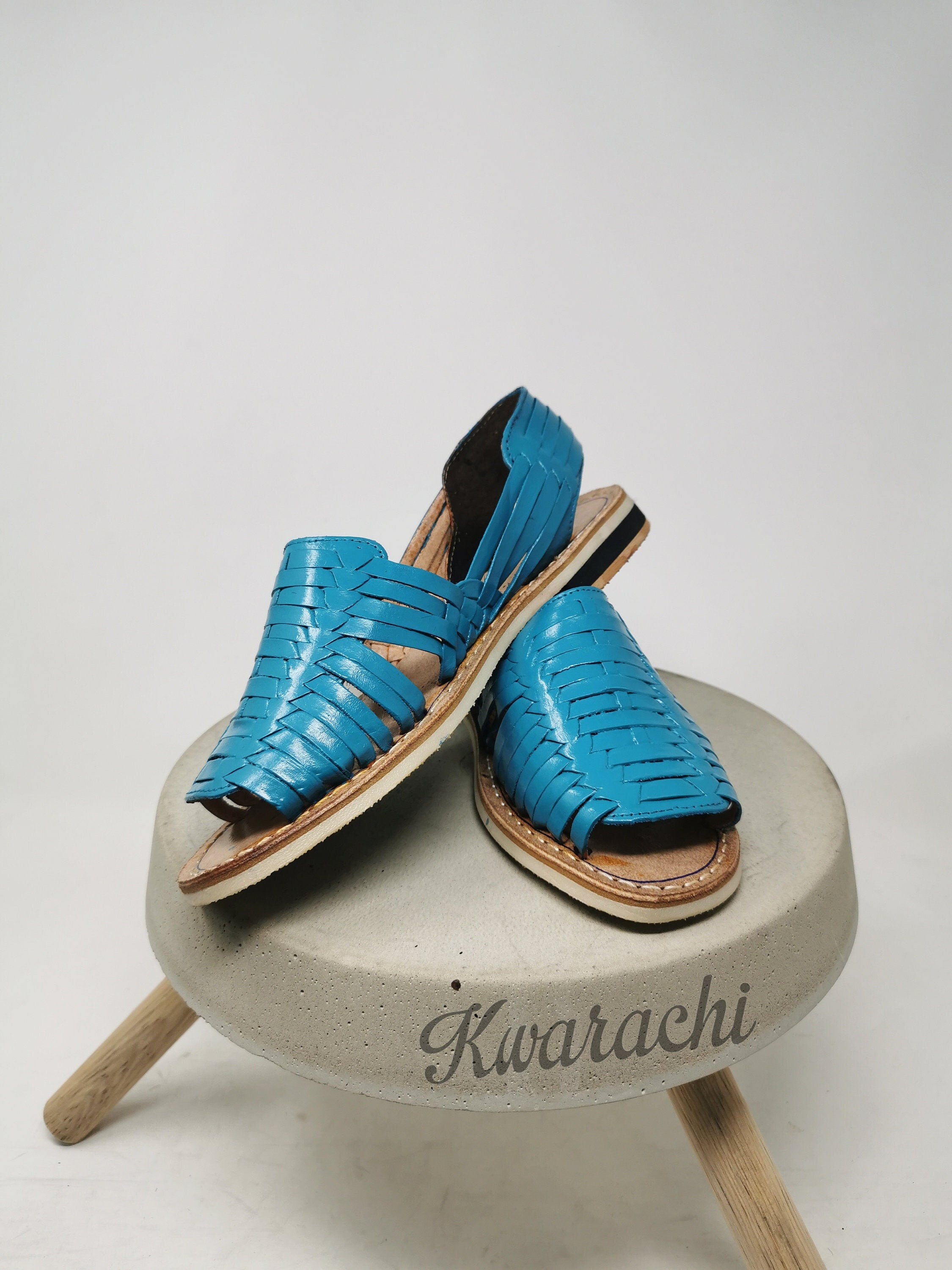 Women's Open-Toe Mexican Huaraches in Blue