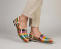 Huaraches Multicolor con Punta Cerrada para Hombre | Exclusivos de Kwarachi | Diseño Colorido y Cómodo
