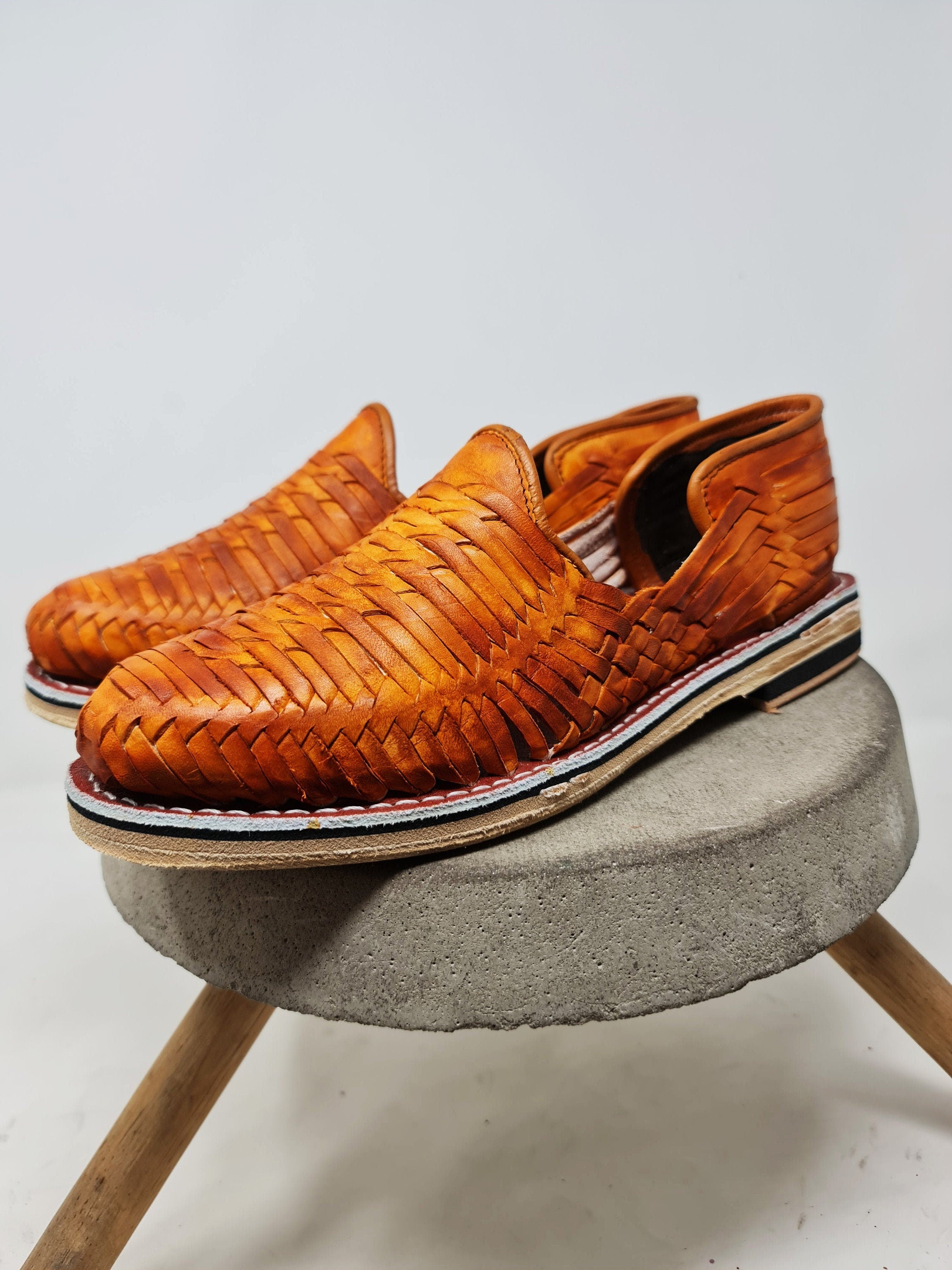 Men's Huaraches, light brown Mexican shoes with leather sole