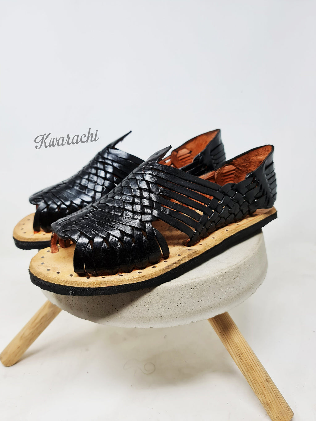 Mens Huaraches sandals mexican. 100% leather, vintage. huarache artesanal pachuco. hecho a mano