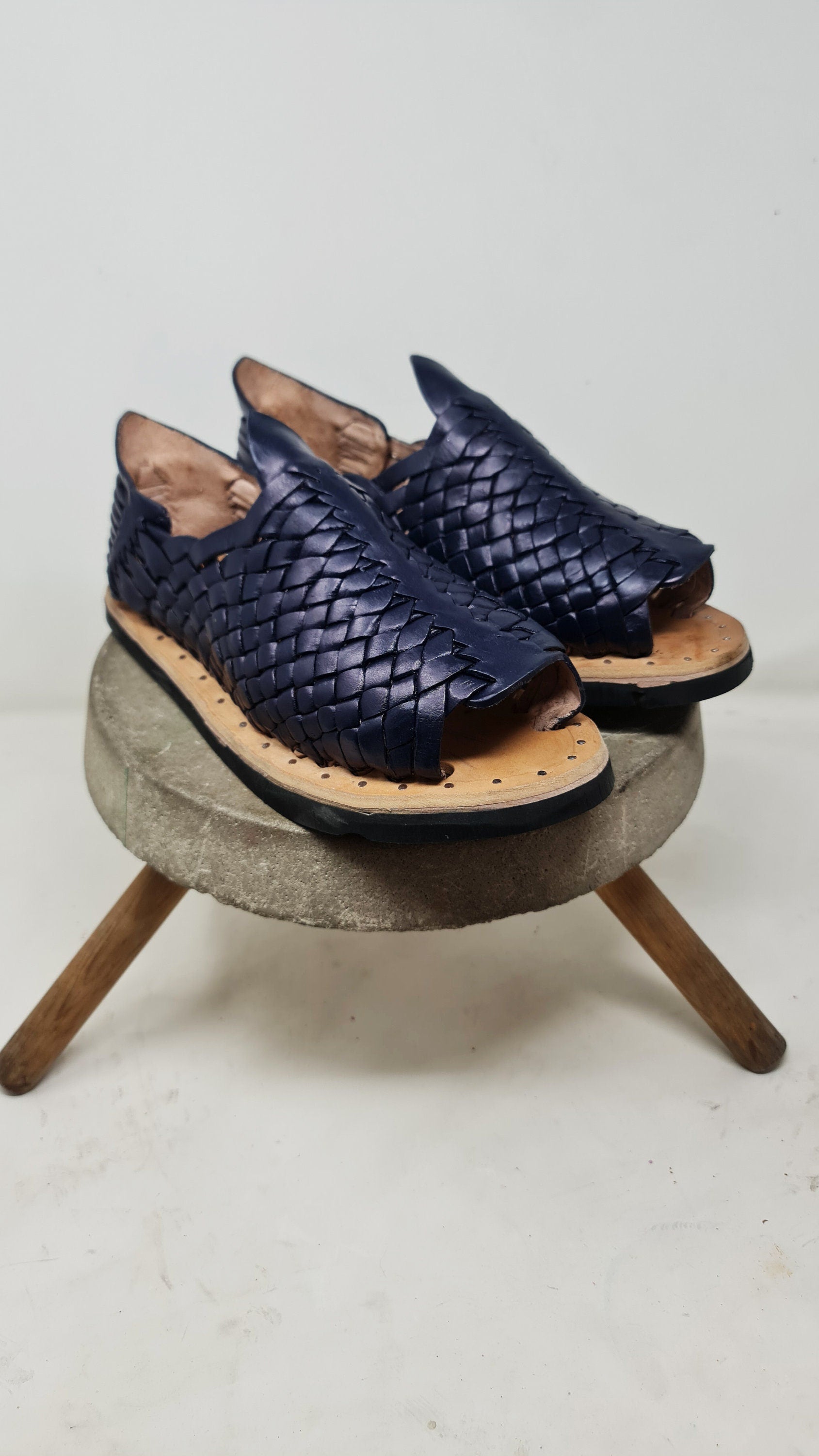 Men's Navy Huaraches Petatillo - Tire Sole and Nailed - Durable Mexican Footwear - Direct Shipping from Mexico