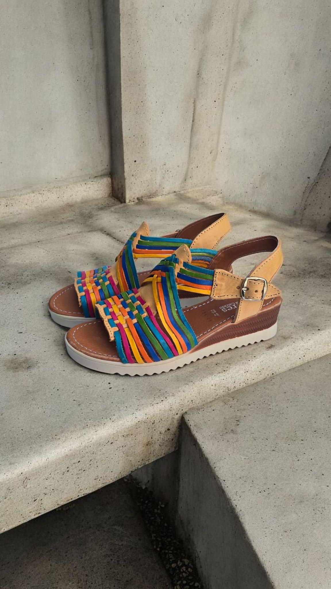 Women's handmade huaraches with lightweight platform - genuine leather, daily comfort
