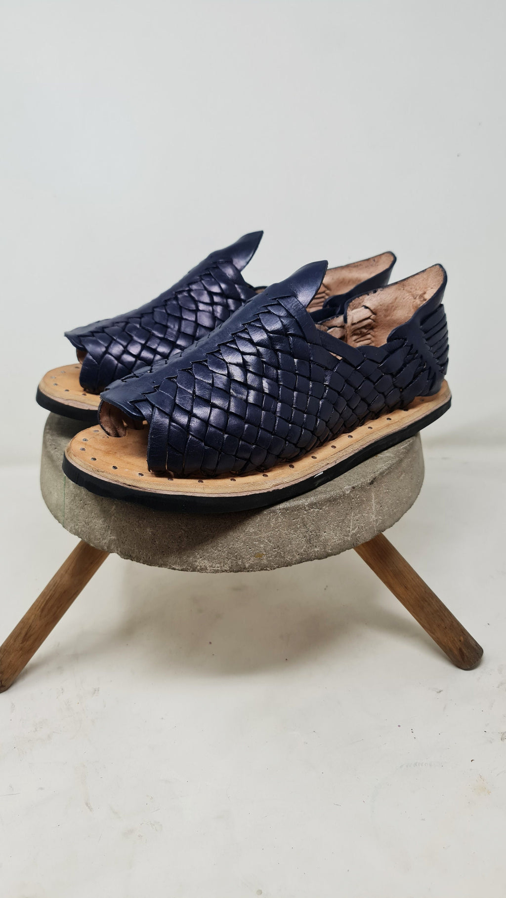 Men's Navy Huaraches Petatillo - Tire Sole and Nailed - Durable Mexican Footwear - Direct Shipping from Mexico