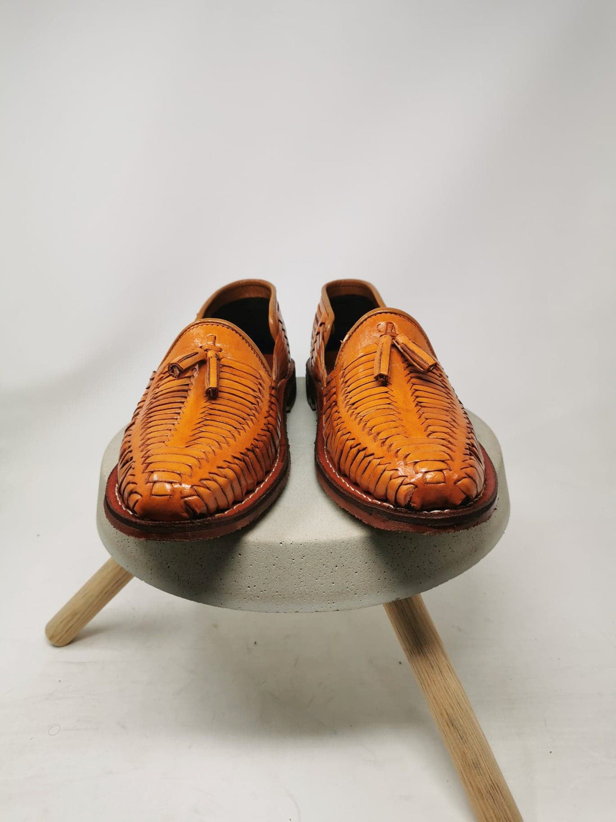 Mexican huaraches for men, 100% leather, shoes made in Mexico.