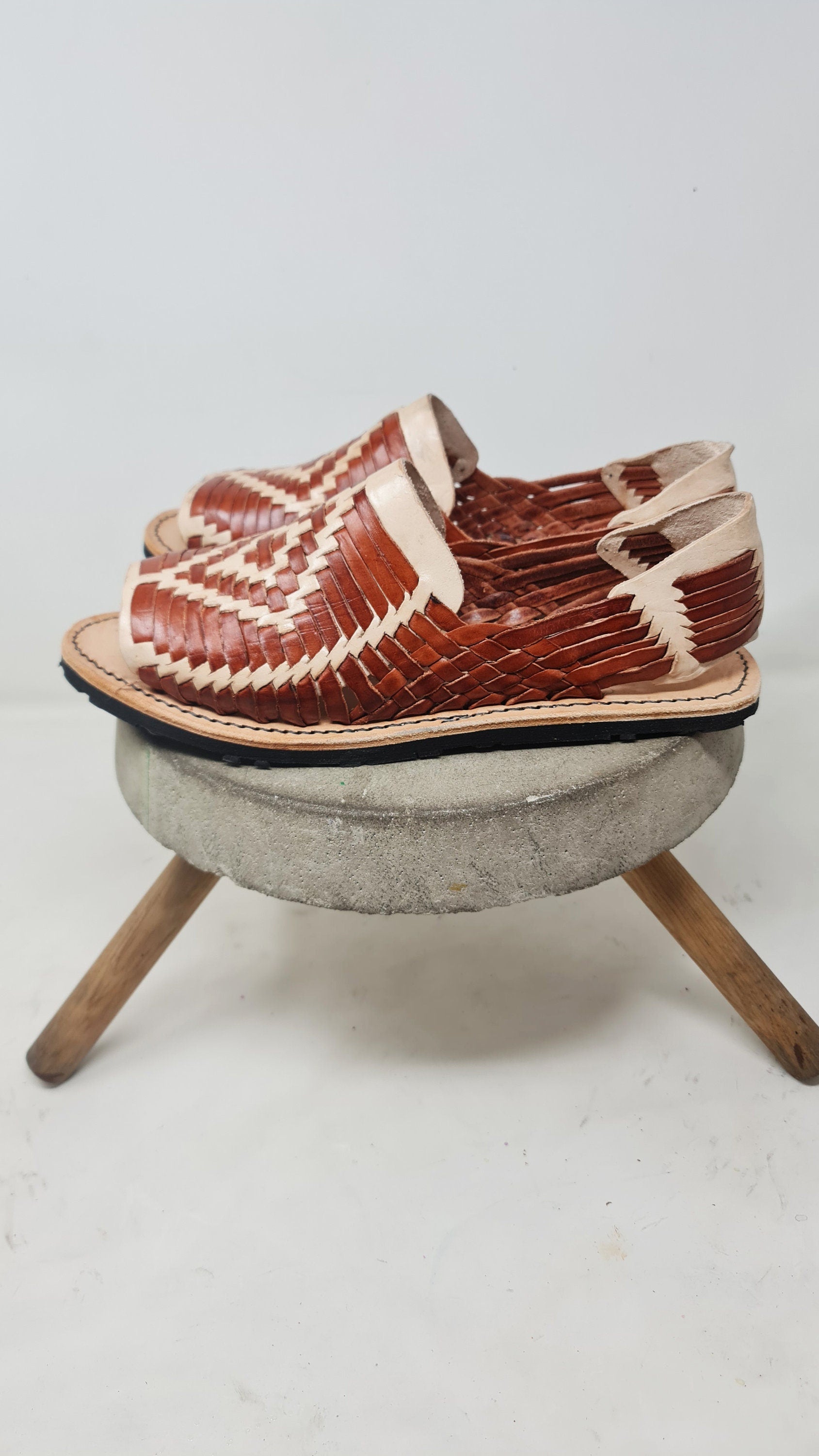 Men's Mexican leather huaraches, handcrafted sandals made in Mexico