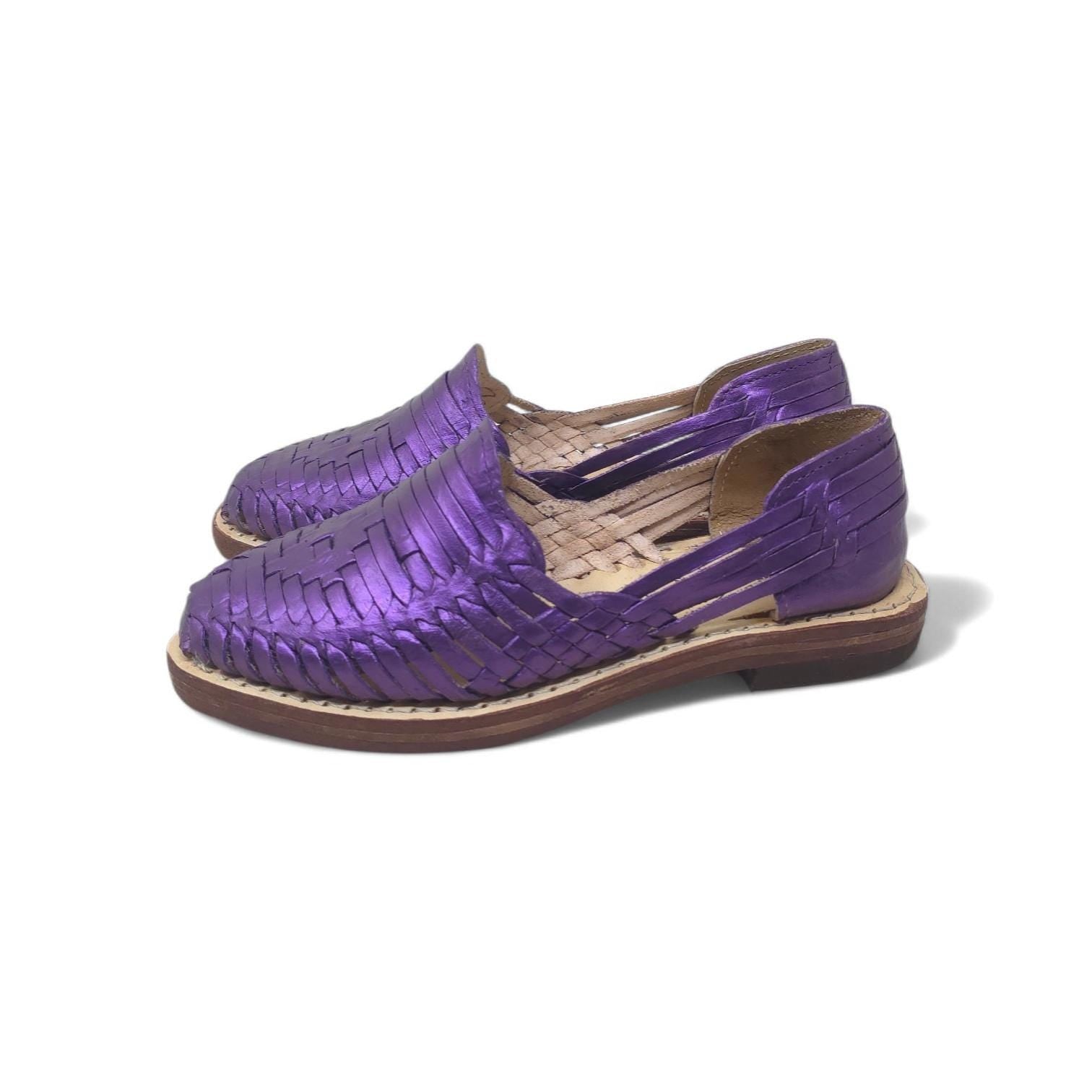 Mexican Huaraches for women, closed toe, woven metallic purple leather, handmade artisanal sandals made in Mexico