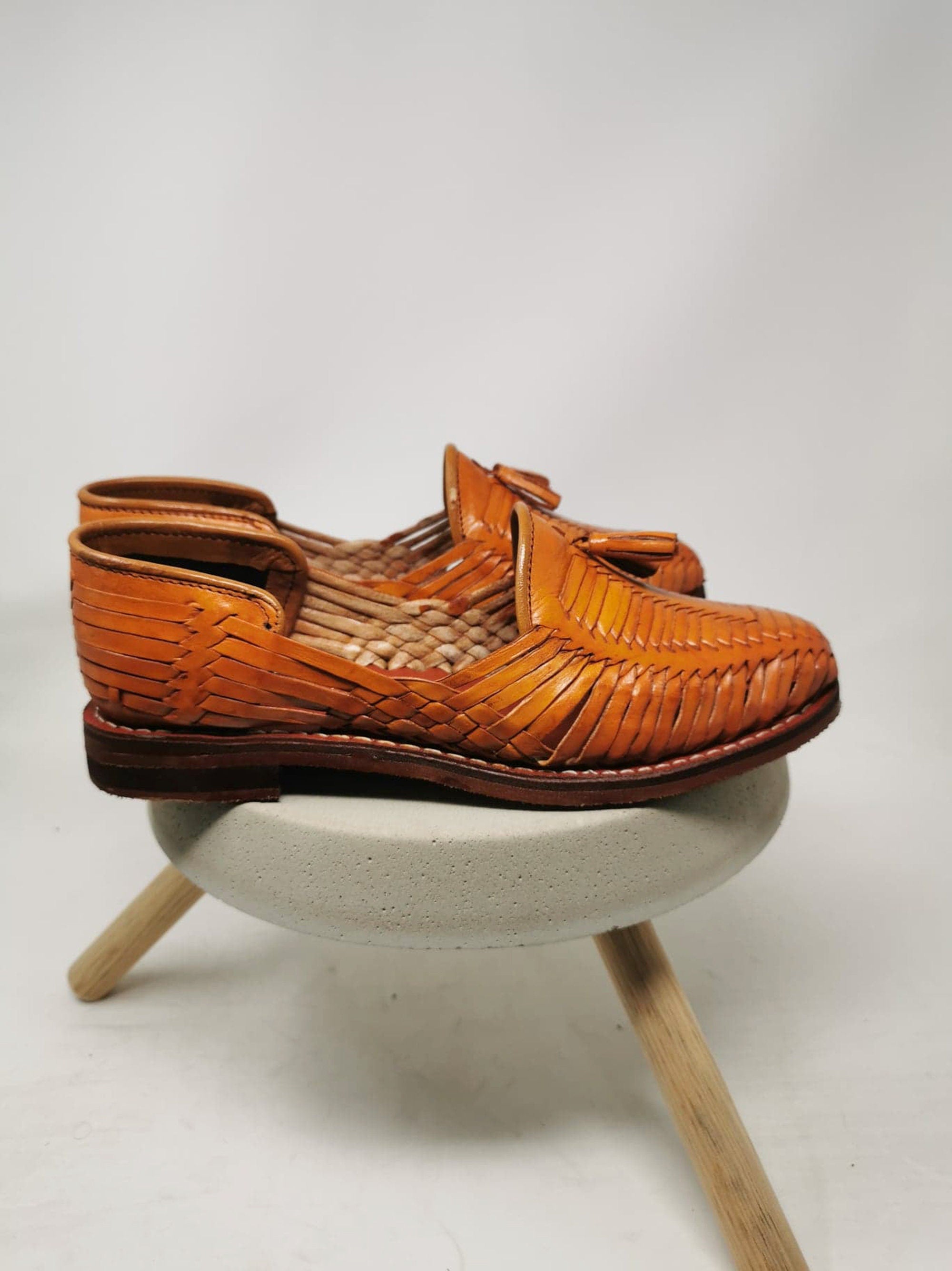 Mexican huaraches for men, 100% leather, shoes made in Mexico.