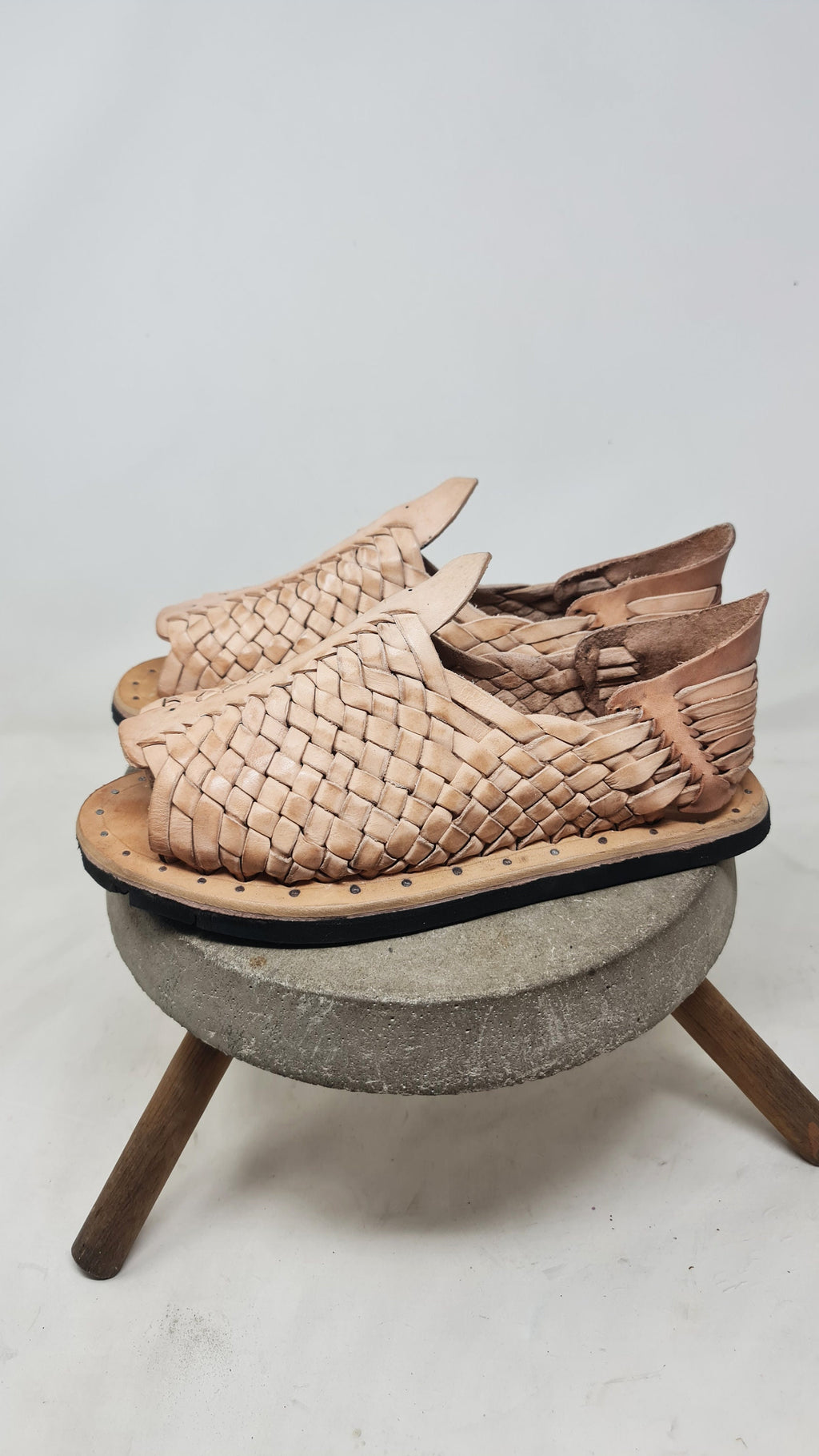 Men's Open-Toe Huaraches | Natural Cowhide | Tire Sole and Nails | Authentic Mexican Tradition