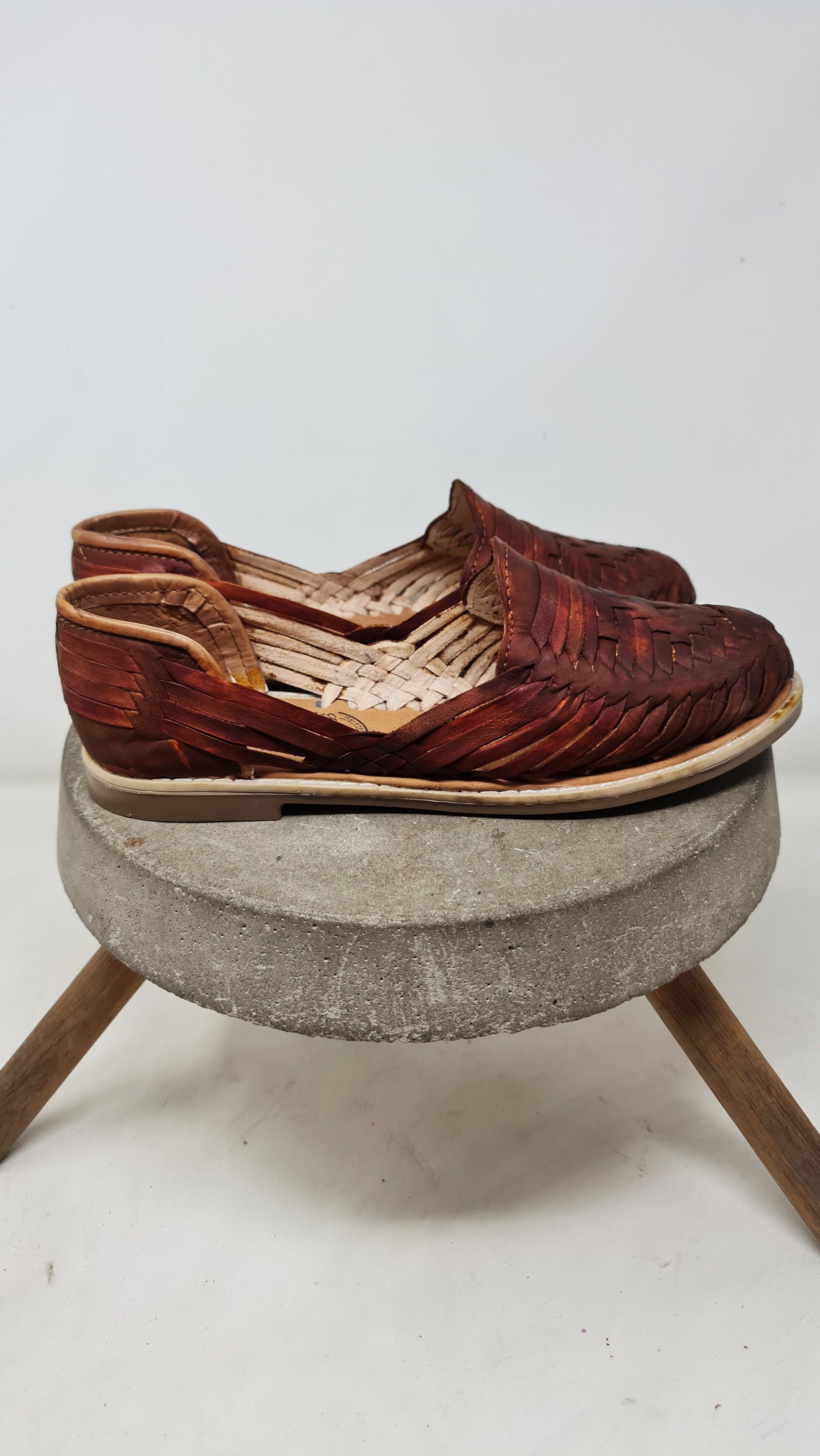 Mexican Huaraches for Women in Medium Brown Vintage, Closed Toe - Comfortable, Cool, and Authentic - Shipped Directly from Mexico