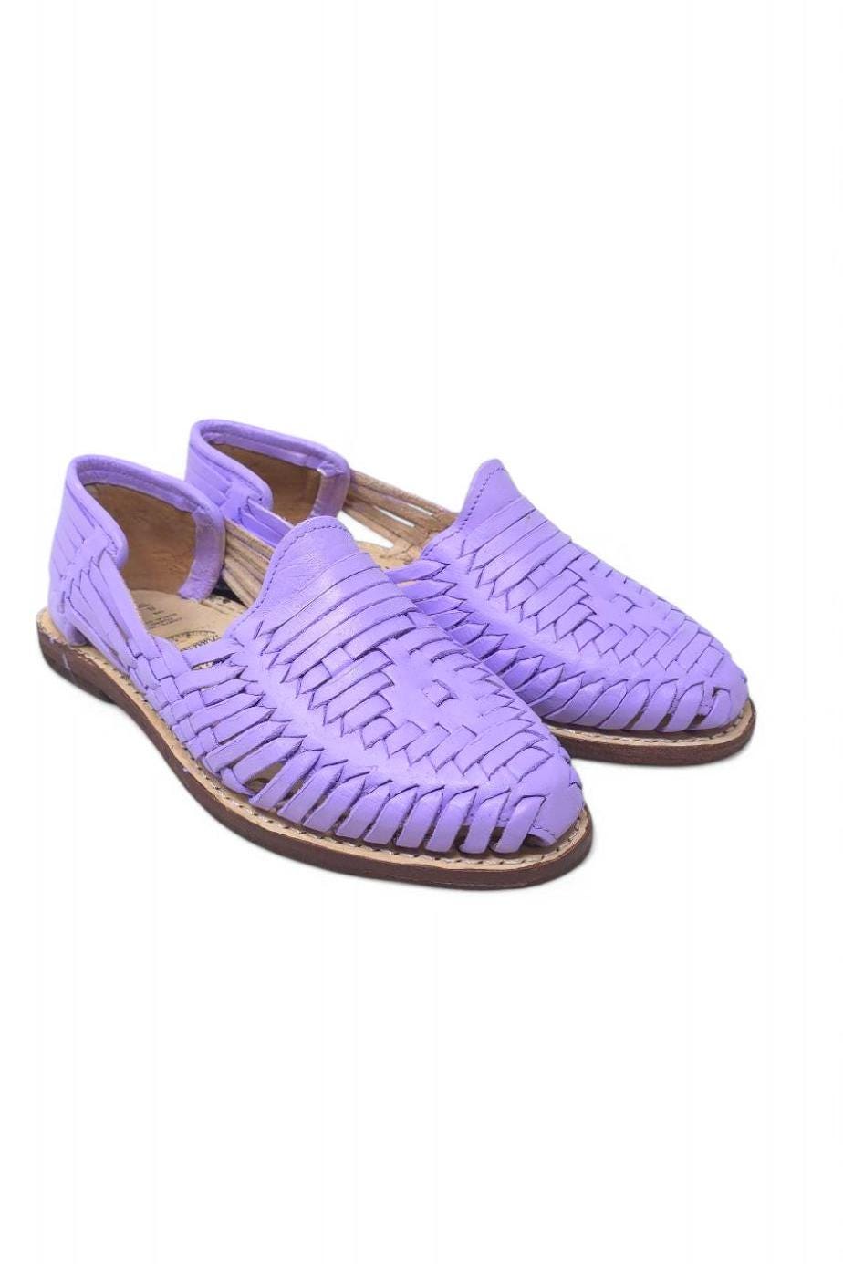 Mexican huaraches for women in lilac – Handcrafted, comfortable, and with authentic leather sole