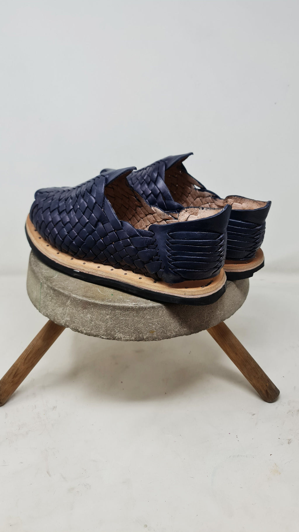 Men's Navy Huaraches Petatillo - Tire Sole and Nailed - Durable Mexican Footwear - Direct Shipping from Mexico