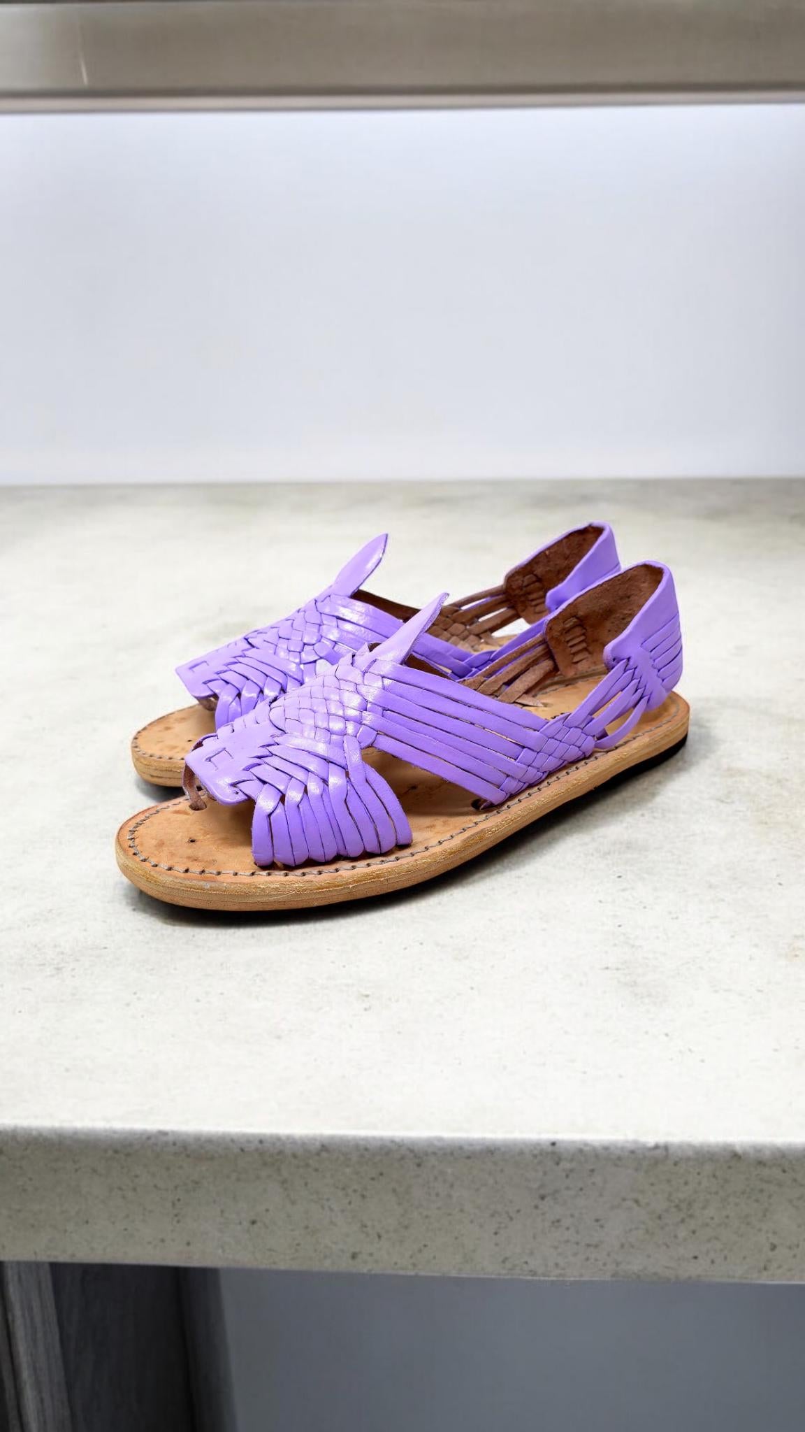 Pachuco Style Mexican Huaraches for Women - Handmade Sandals in 8 Different Colors - Sizes 5-10 US