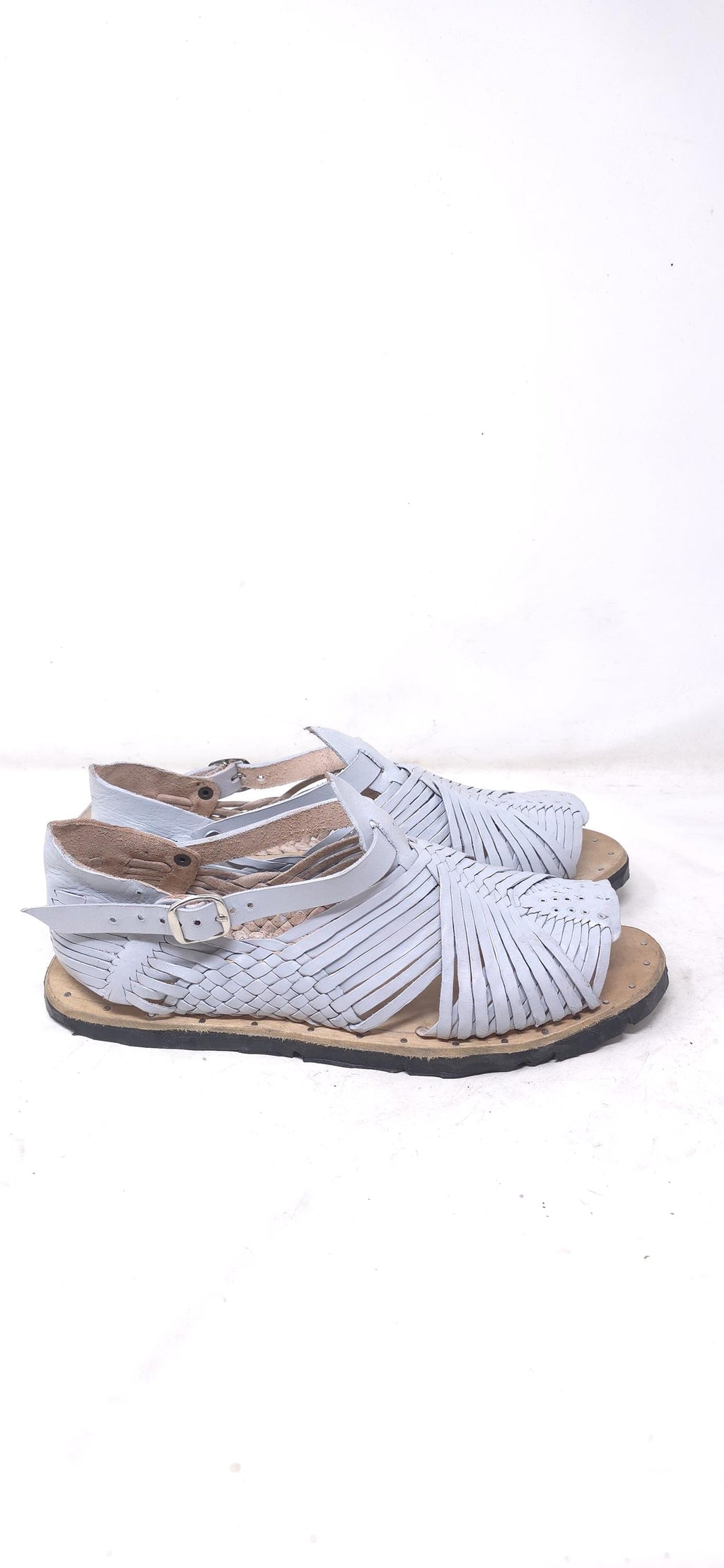Men's Mexican huaraches, open toe, mist, thin straps, thick studded tire sole, handmade in Mexico