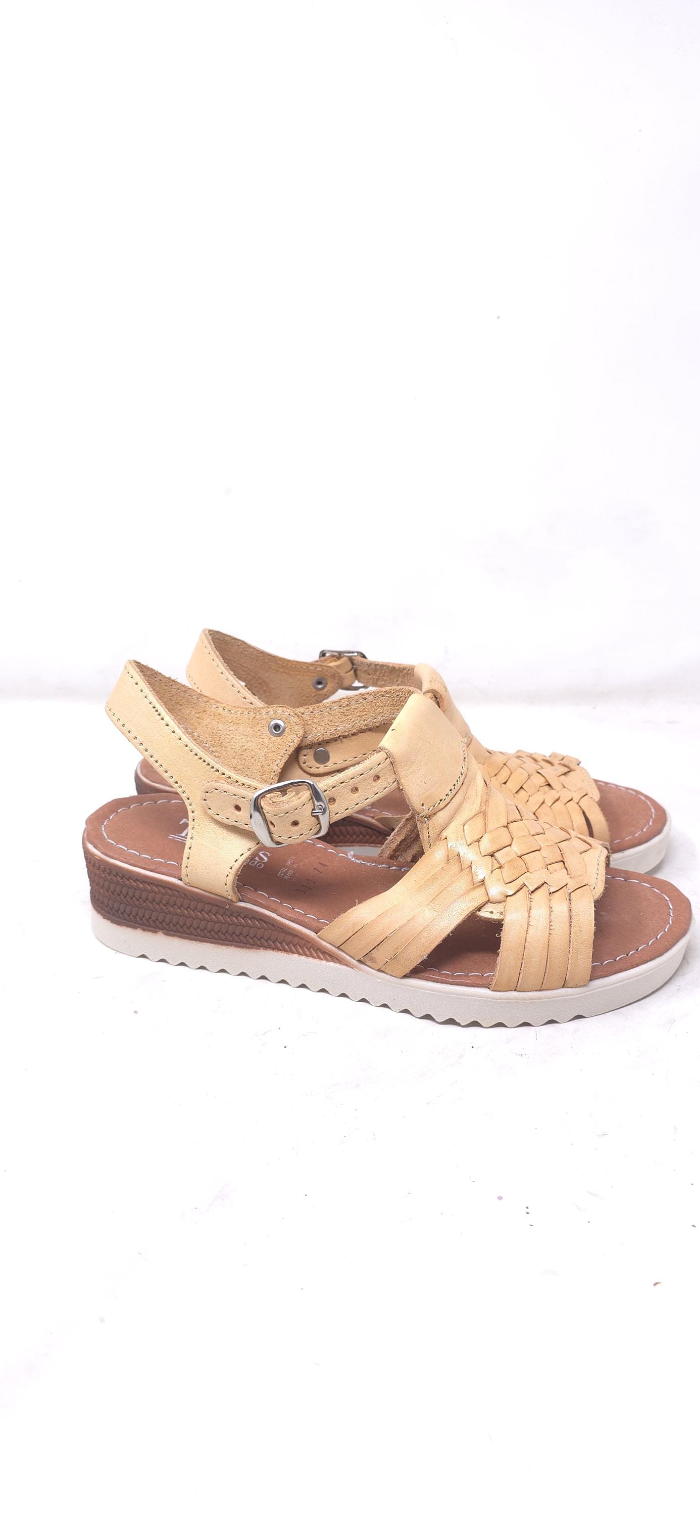 Women's open-toe honey huaraches | braided leather buckle sandal | comfortable platform sole | handmade Mexico