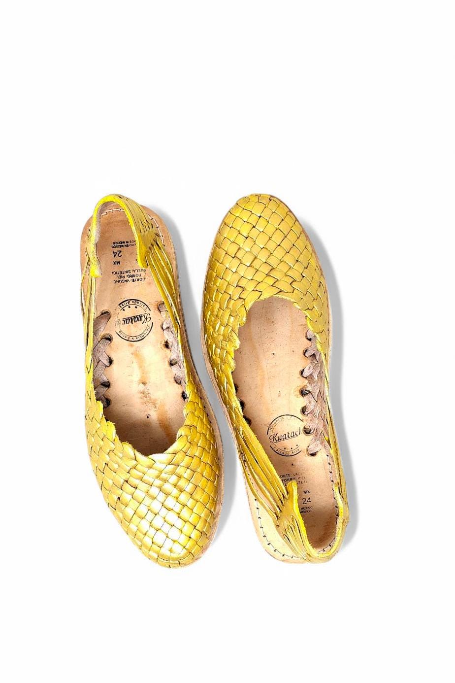 Women's Gold Huaraches – Handcrafted Mexican Leather Sandals – Comfortable and Cool Shoes – Handmade in Mexico