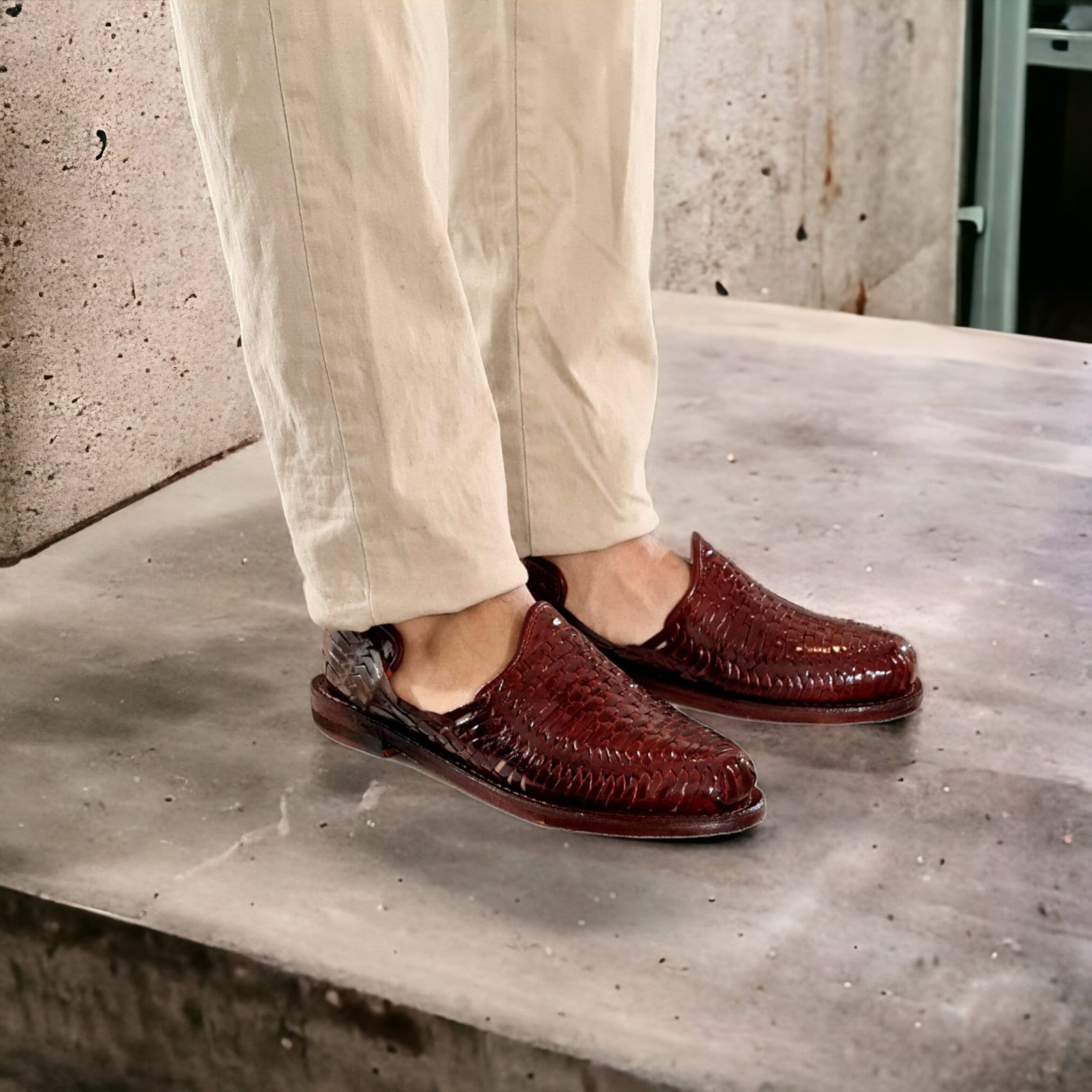 Stylish Closed-Toe Huaraches for Men | Burgundy | Mexican Leather Sandal | Men’s Artisanal Sandal, All Sizes Boho
