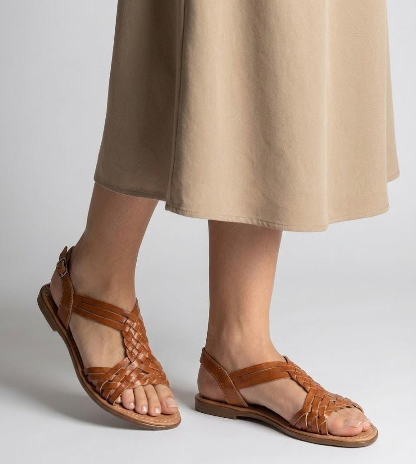 Handmade huaraches for women with ankle strap – Rainbow, honey, or brown colors – Comfortable and fresh – Made in Mexico
