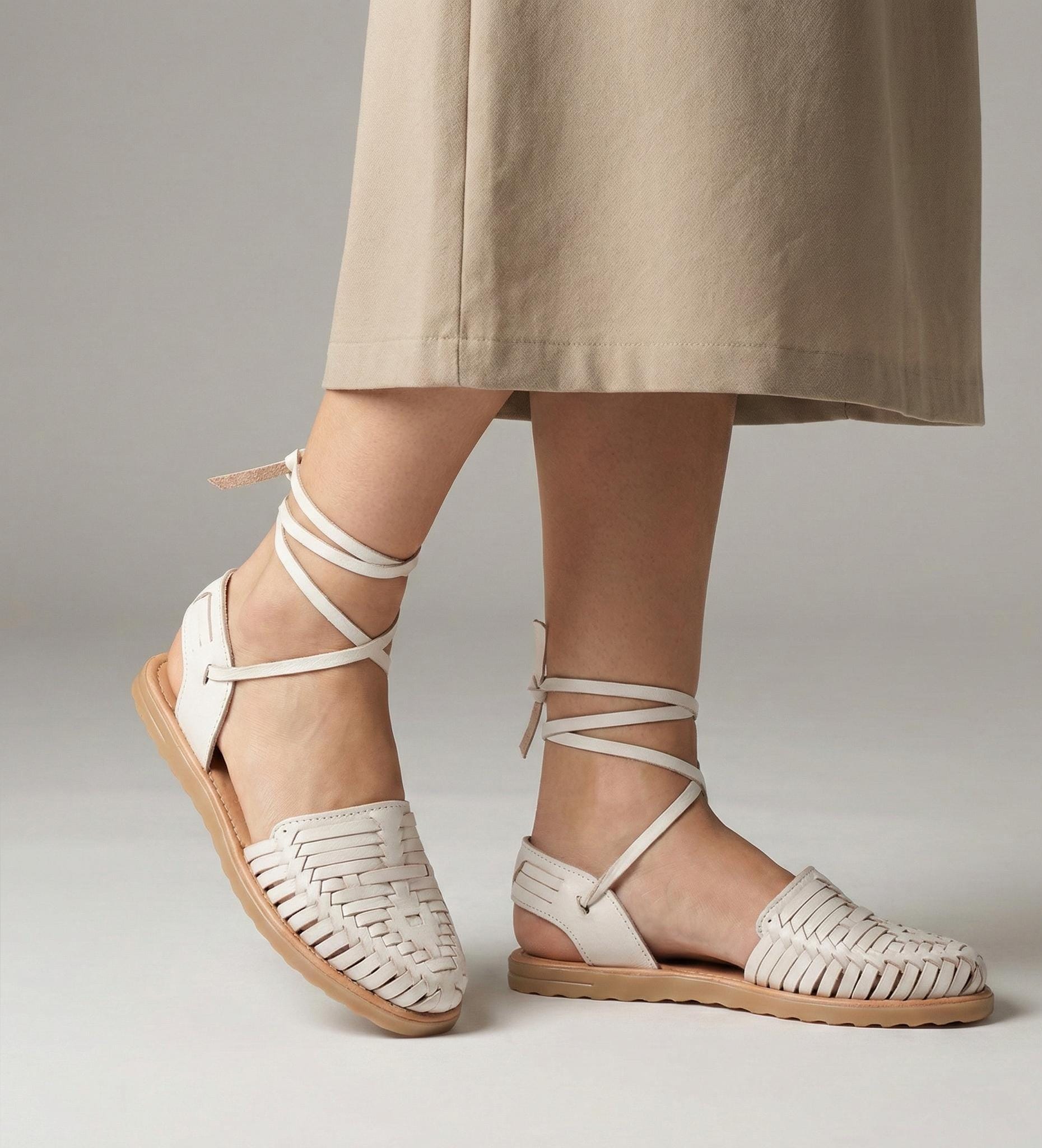 Artisan huaraches for women with straps – Handmade in Mexico, cool and comfortable, in colors, honey, or white