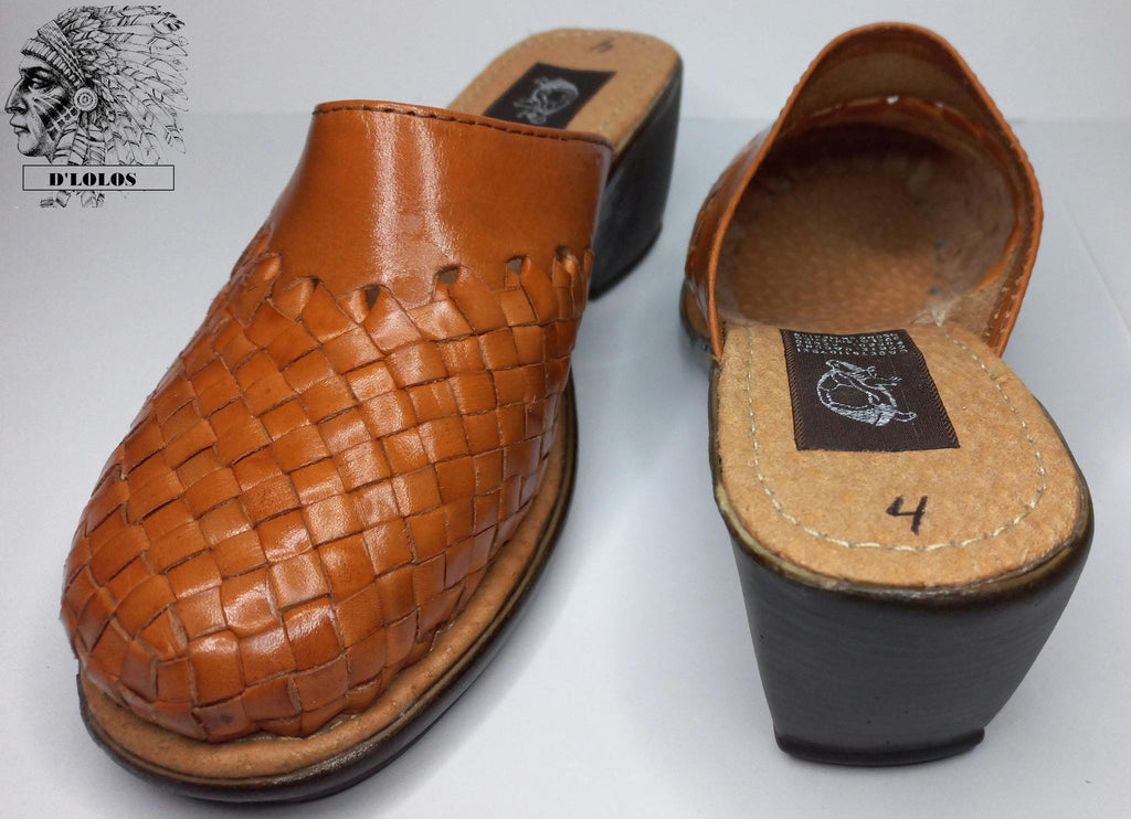 Women's platform huaraches | Closed toe, backless | Honey or reddish woven leather | Handmade in Mexico
