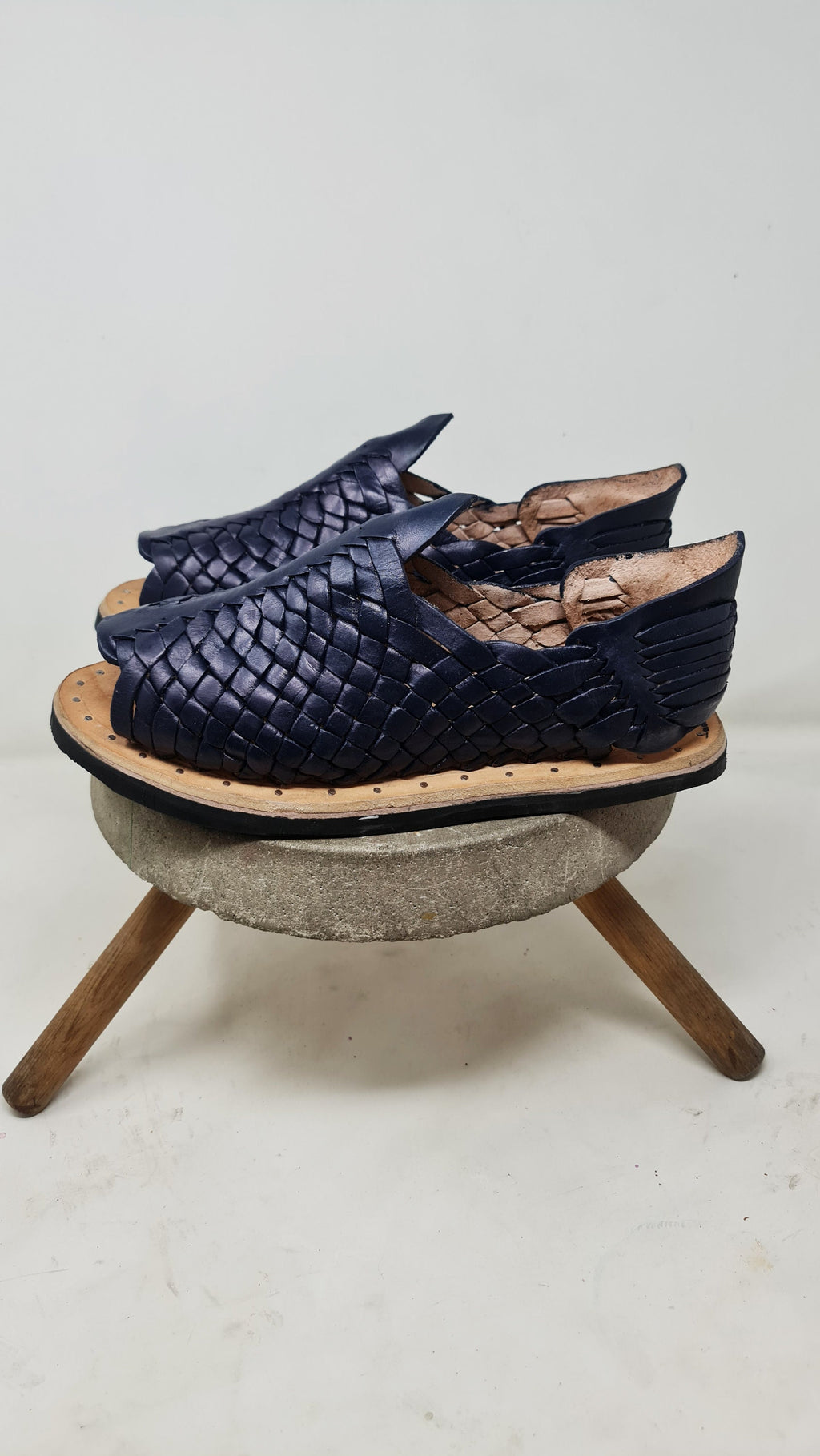 Men's Navy Huaraches Petatillo - Tire Sole and Nailed - Durable Mexican Footwear - Direct Shipping from Mexico