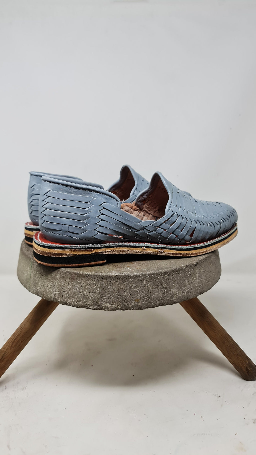 Men's Light Gray Mexican Huaraches with Leather Sole | Closed Toe