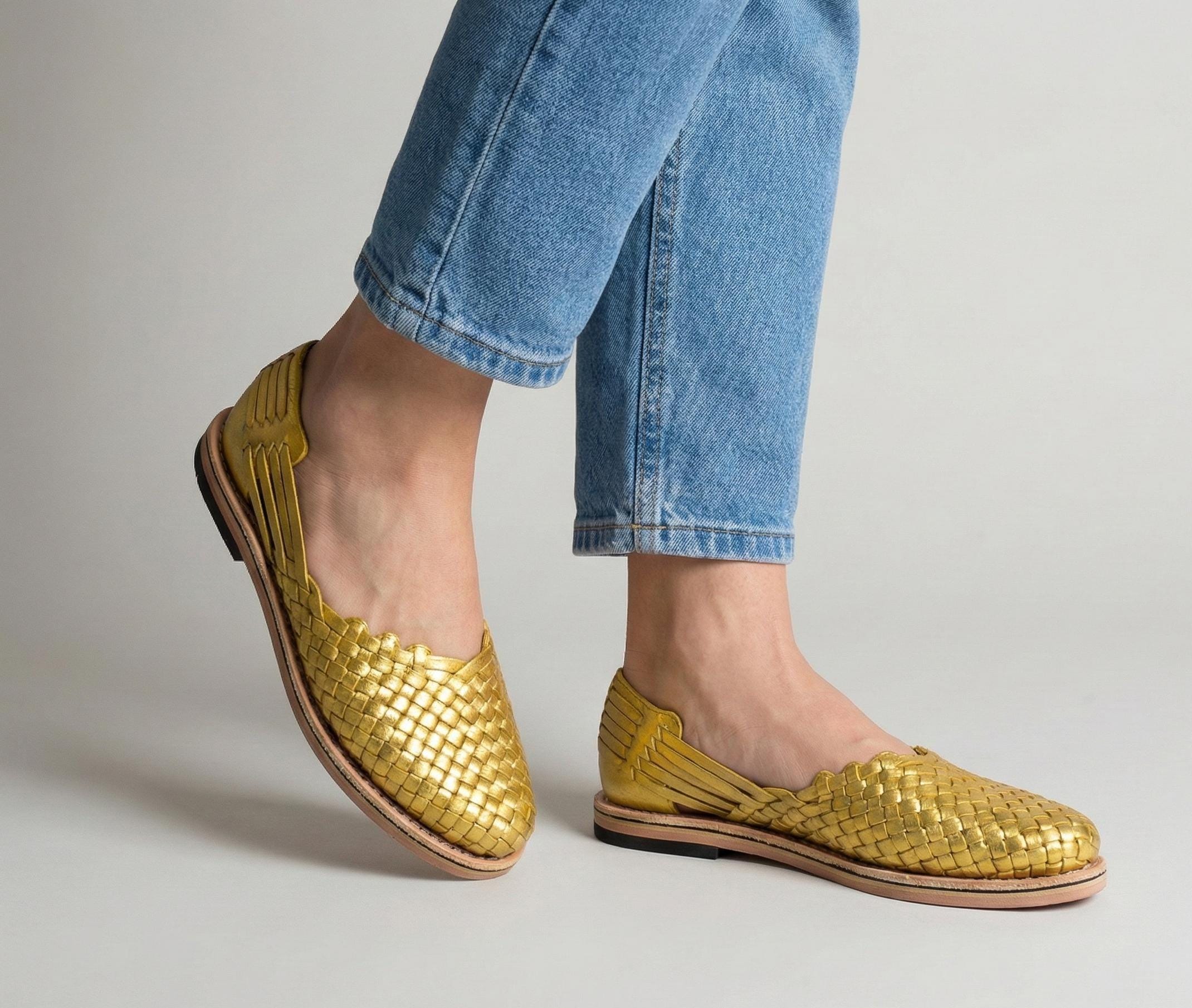 Women's Gold Huaraches – Handcrafted Mexican Leather Sandals – Comfortable and Cool Shoes – Handmade in Mexico
