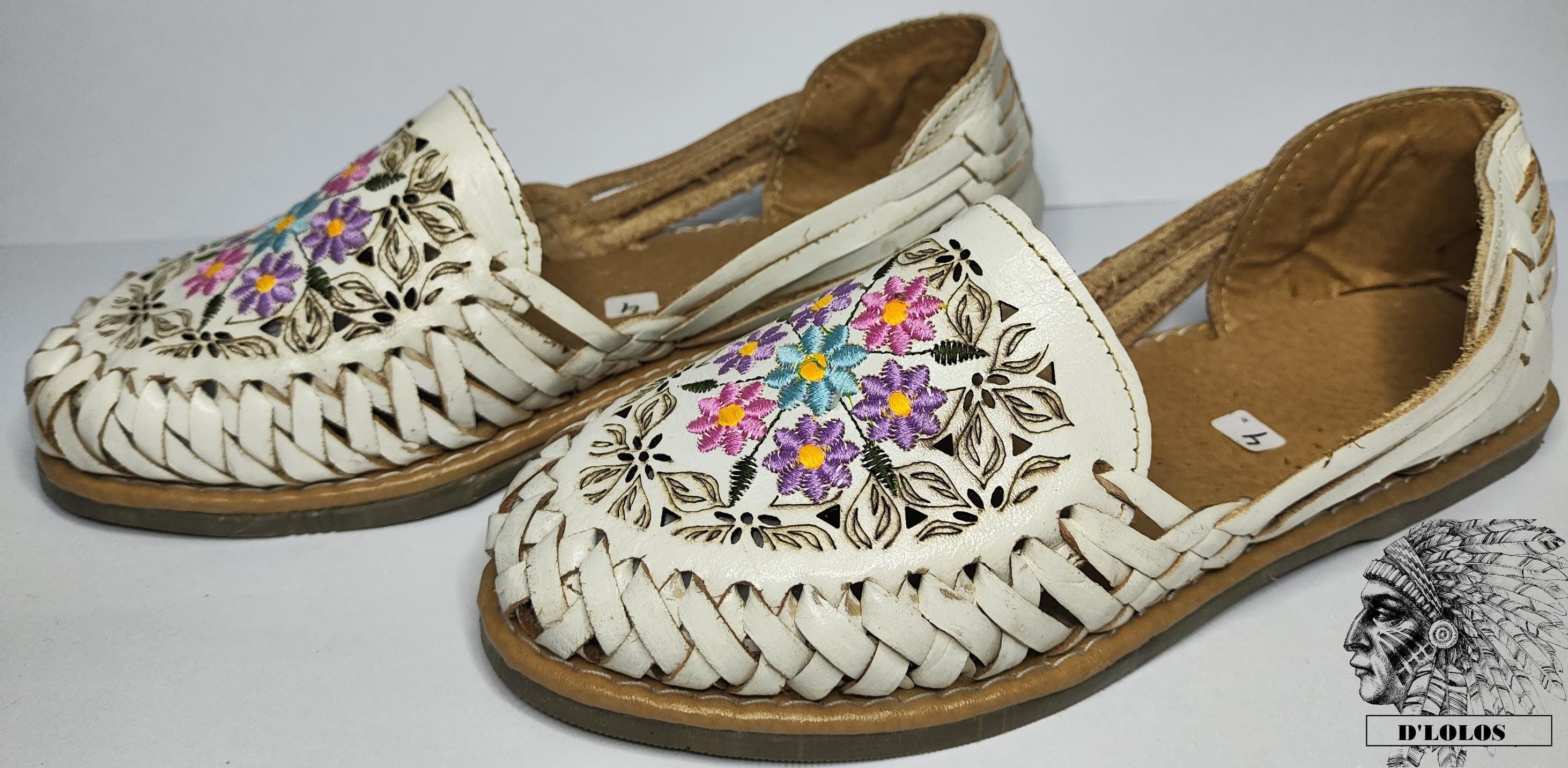 Embroidered huaraches for women, closed toe, genuine leather with flowers, white/honey/brown, handmade in Mexico