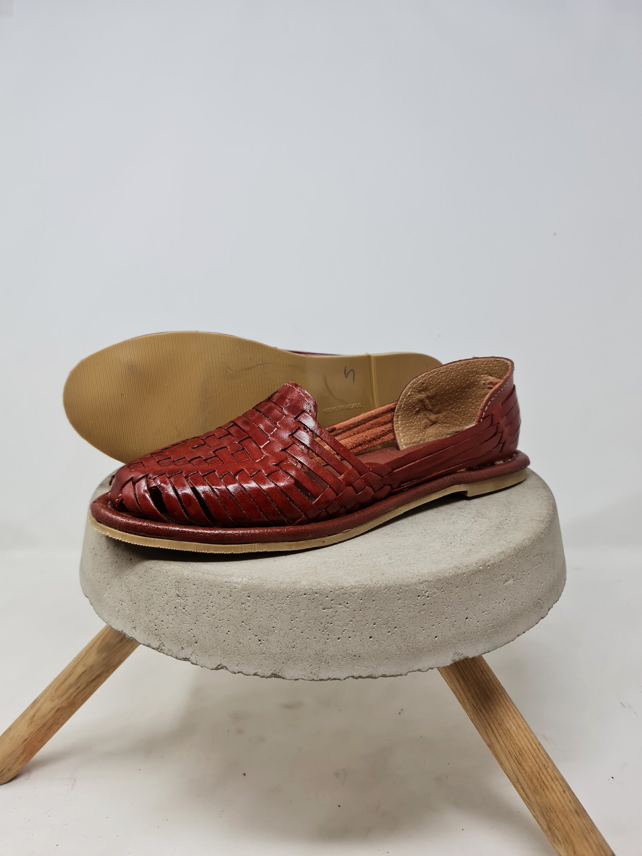 Women's Leather Huaraches, Mexican Huaraches, Mexican Sandal, Handmade,