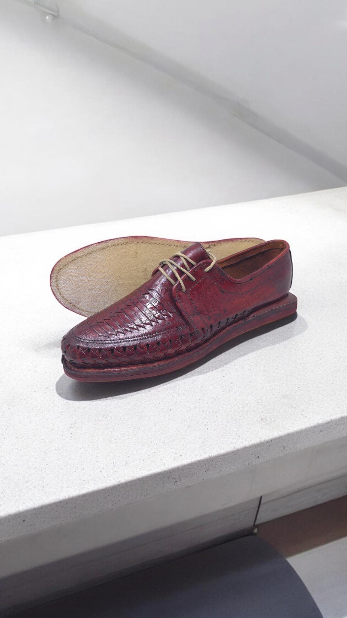 Leather Lace-Up Huaraches | Handmade Mexican Closed-Toe Sandals | Traditional Handmade Men's Shoes
