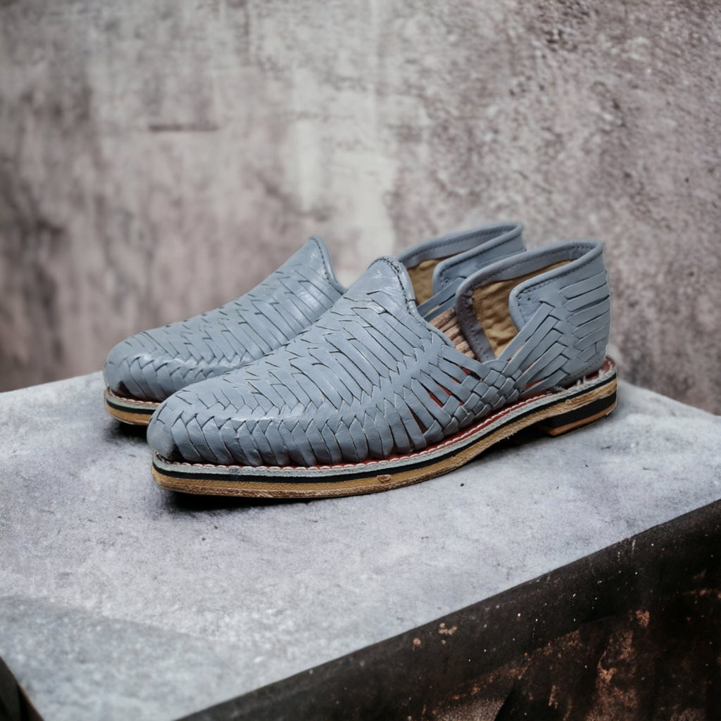 Men's Light Gray Mexican Huaraches with Leather Sole | Closed Toe